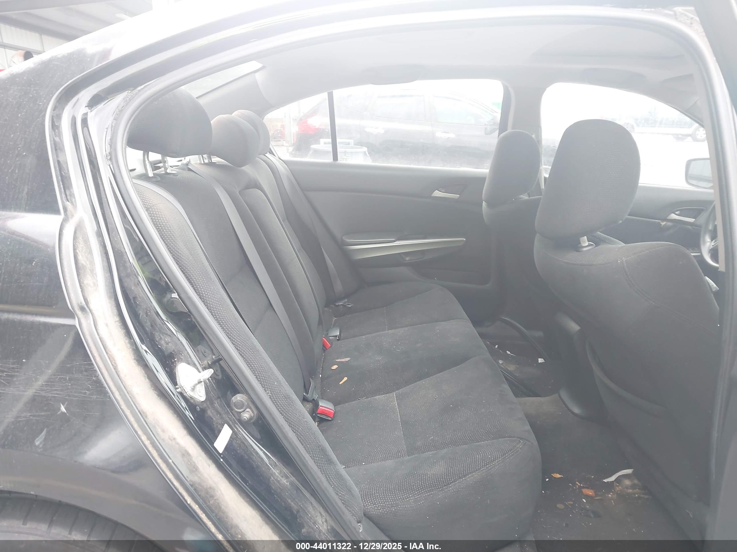 HONDA ACCORD image 8