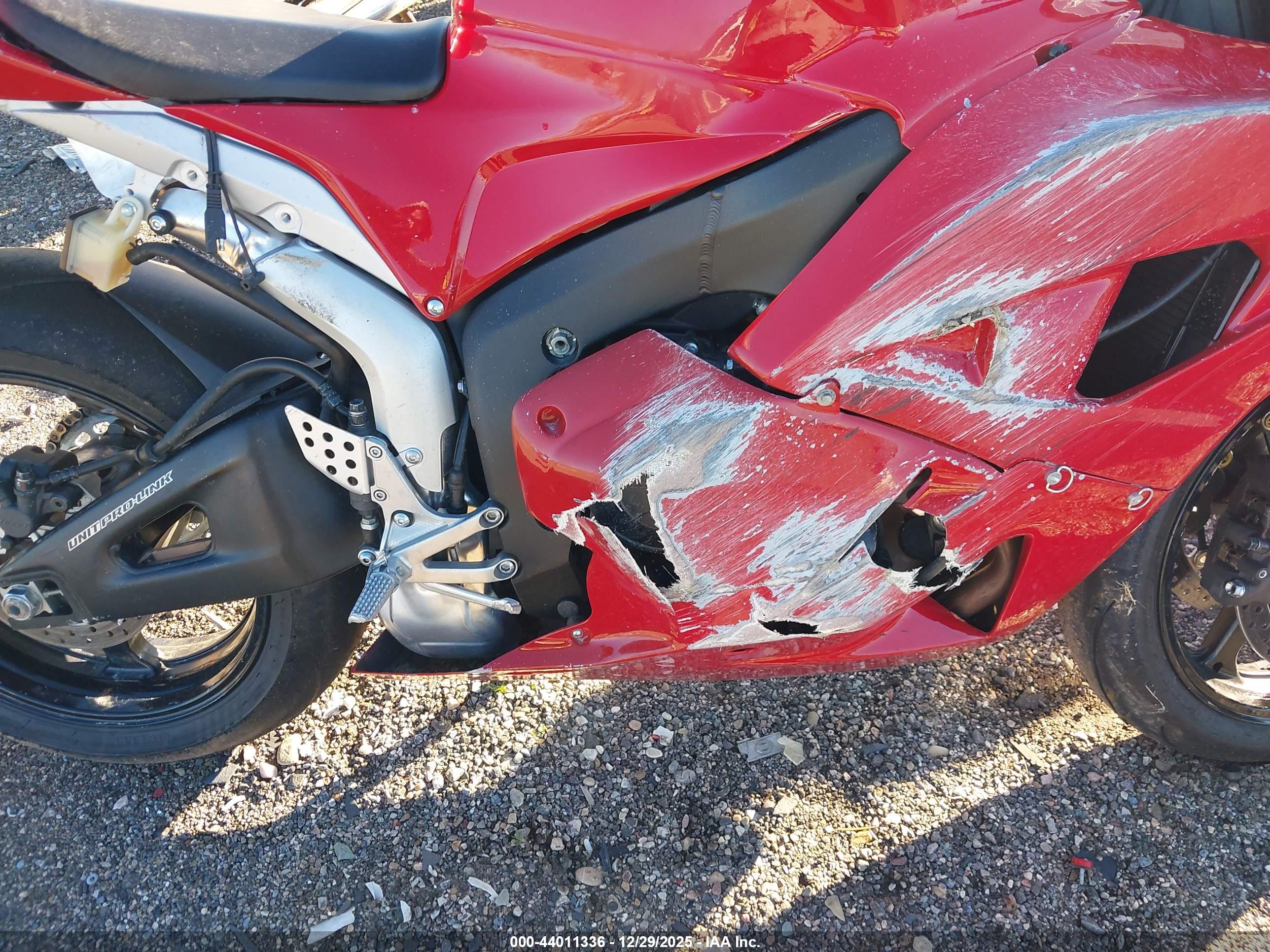 HONDA CBR600 image 8