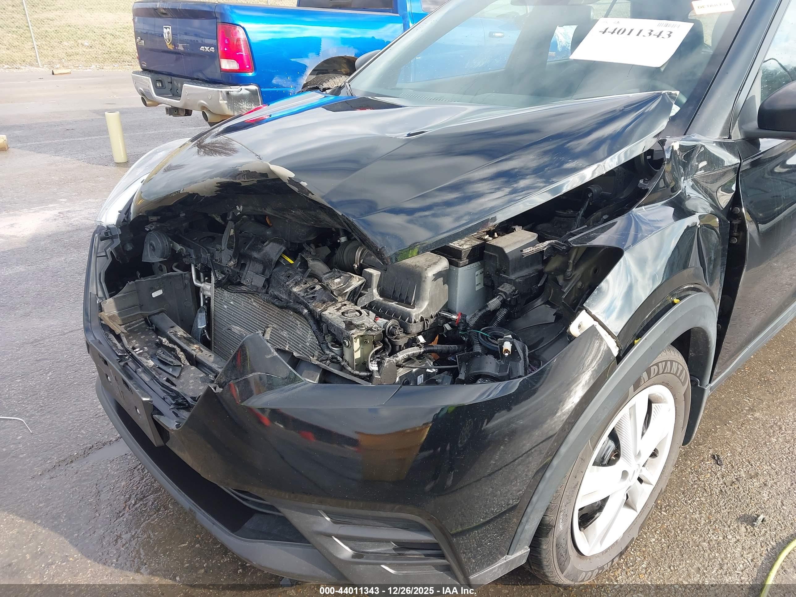 NISSAN KICKS image 6