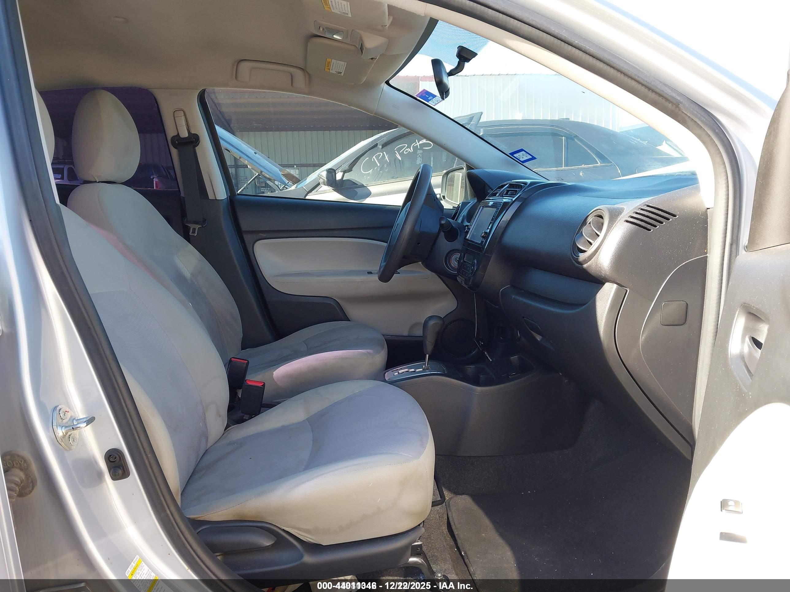 MITSUBISHI MIRAGE image 5