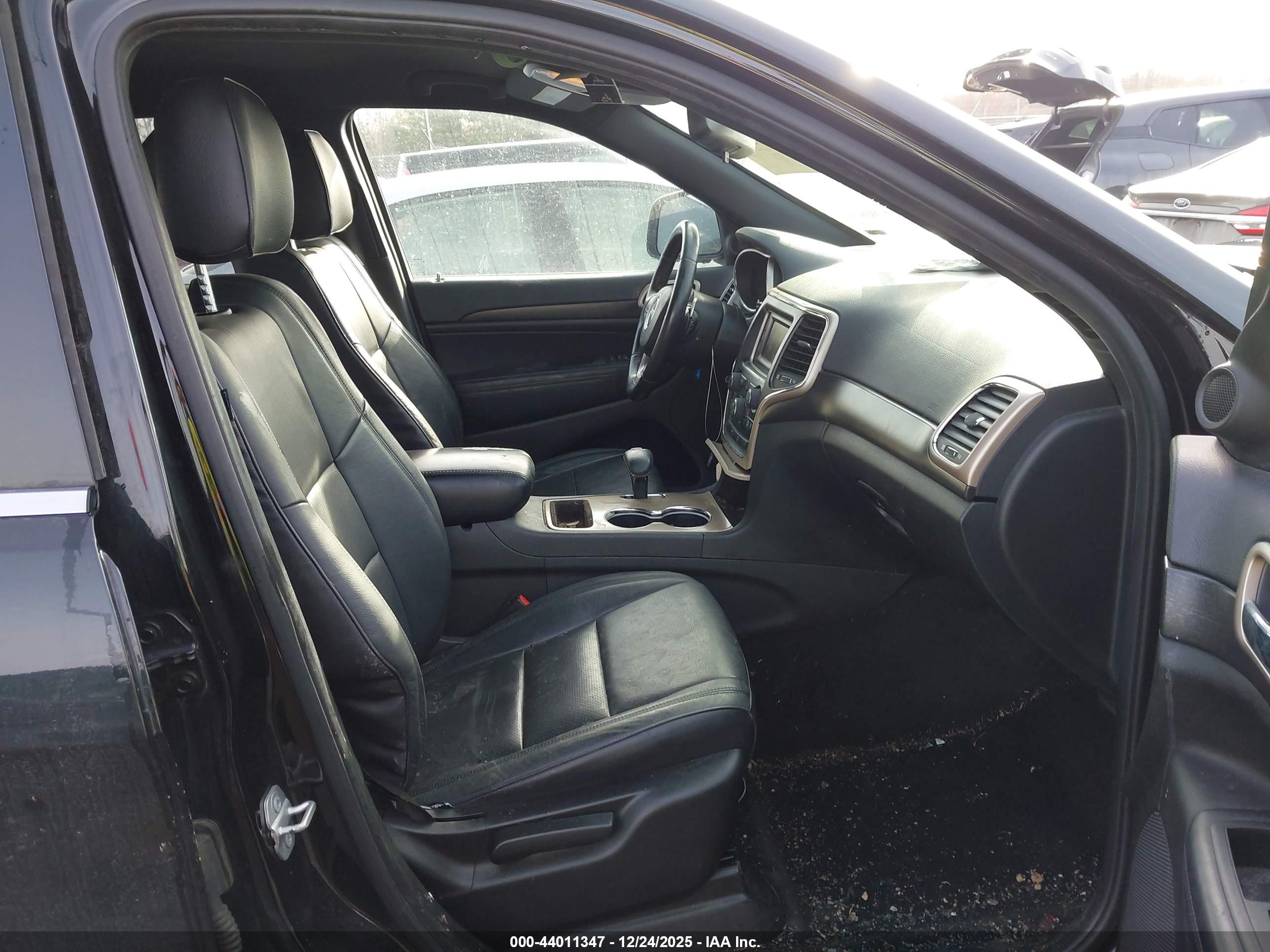 JEEP GRAND image 5