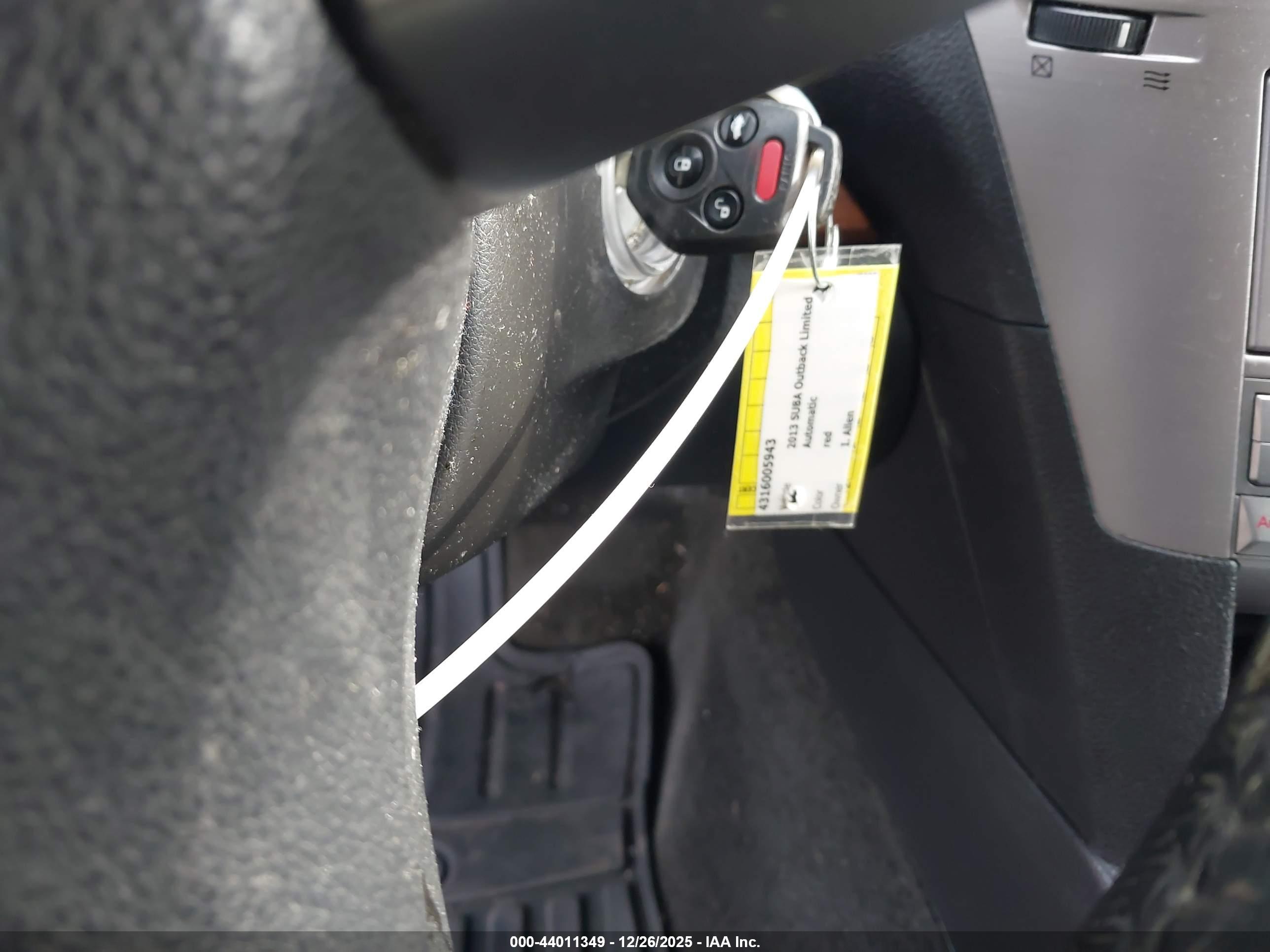 SUBARU OUTBACK image 11