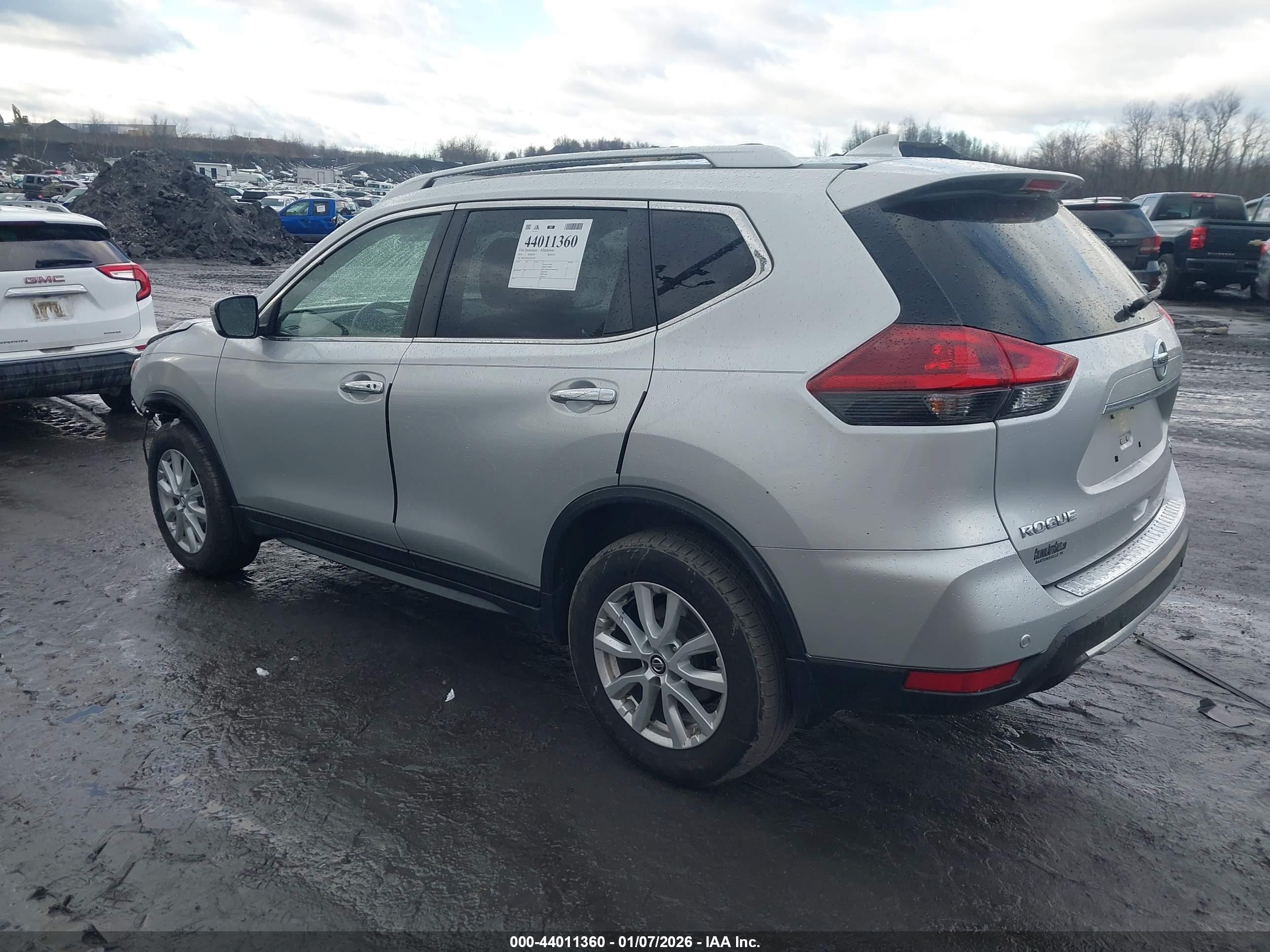 NISSAN ROGUE image 3