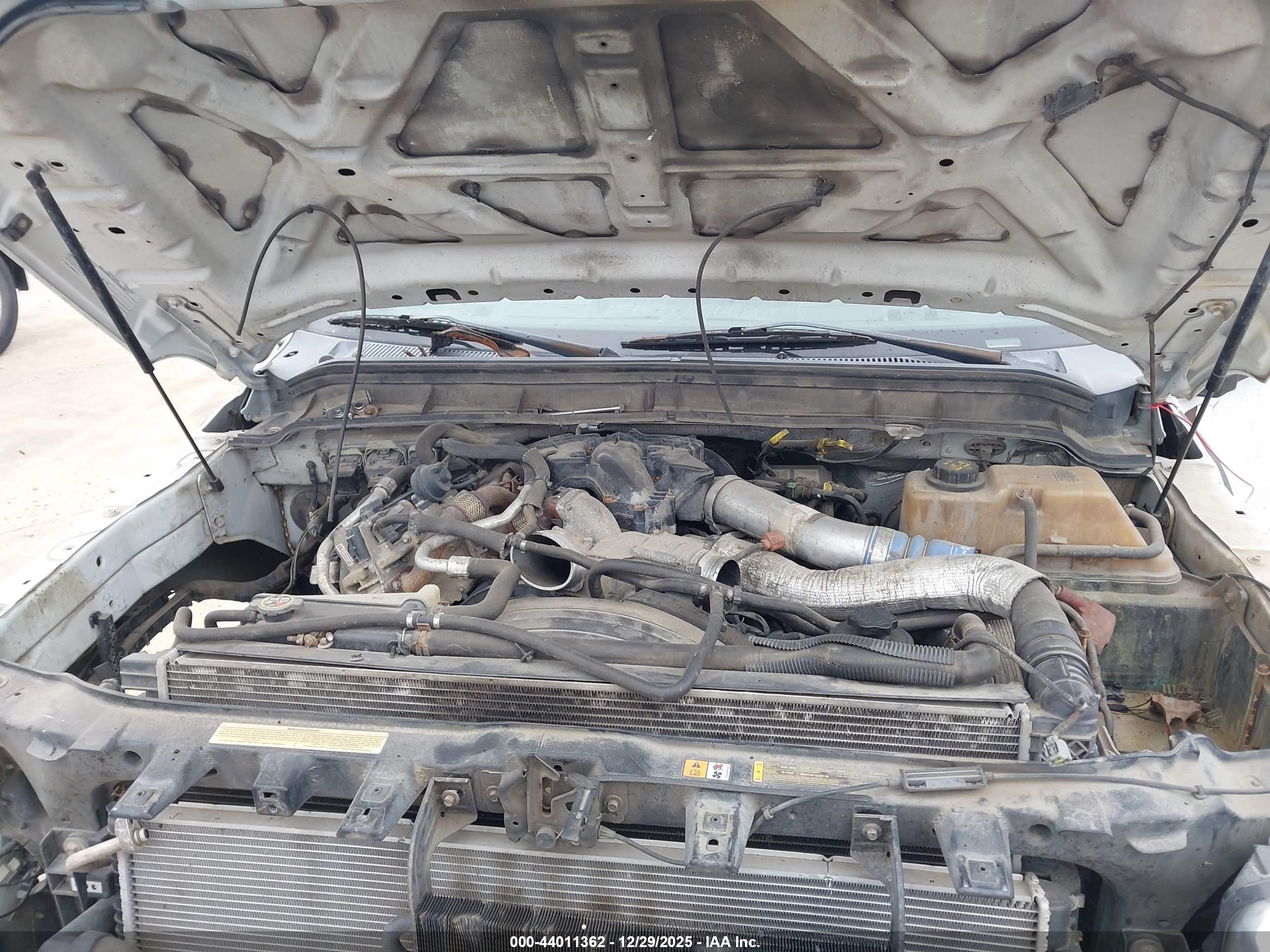 FORD F-350 image 10