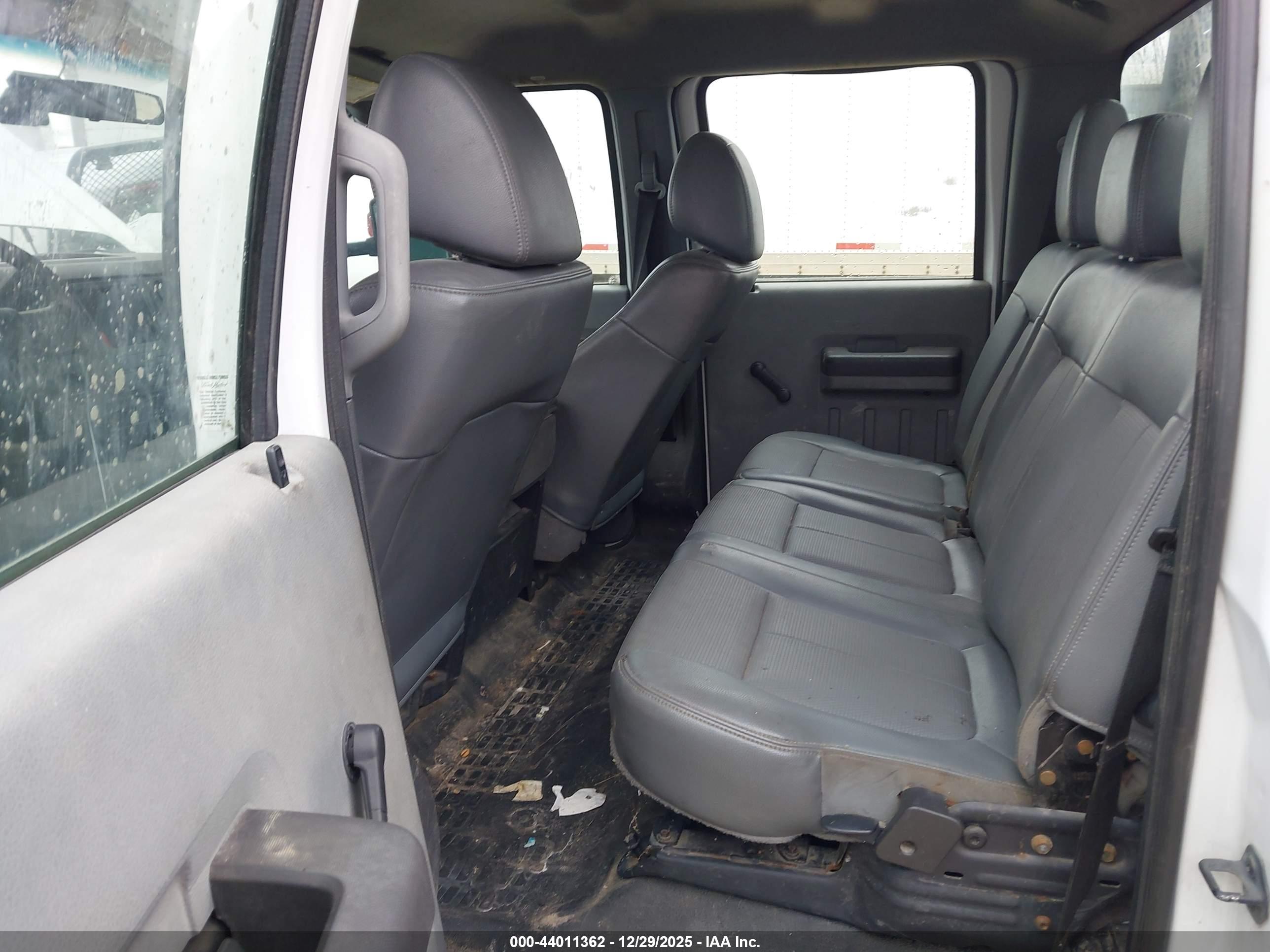 FORD F-350 image 7