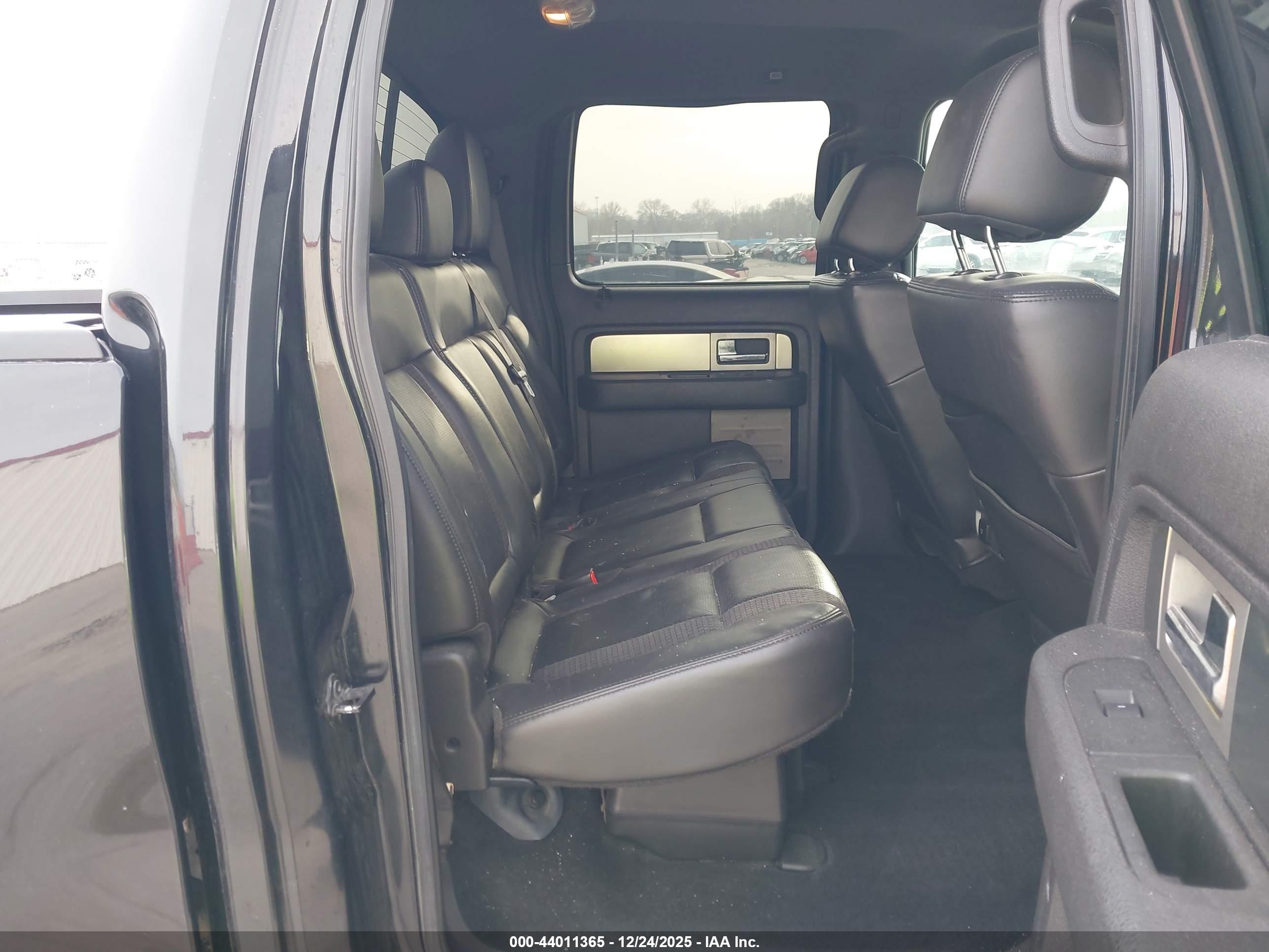 FORD F-150 image 8