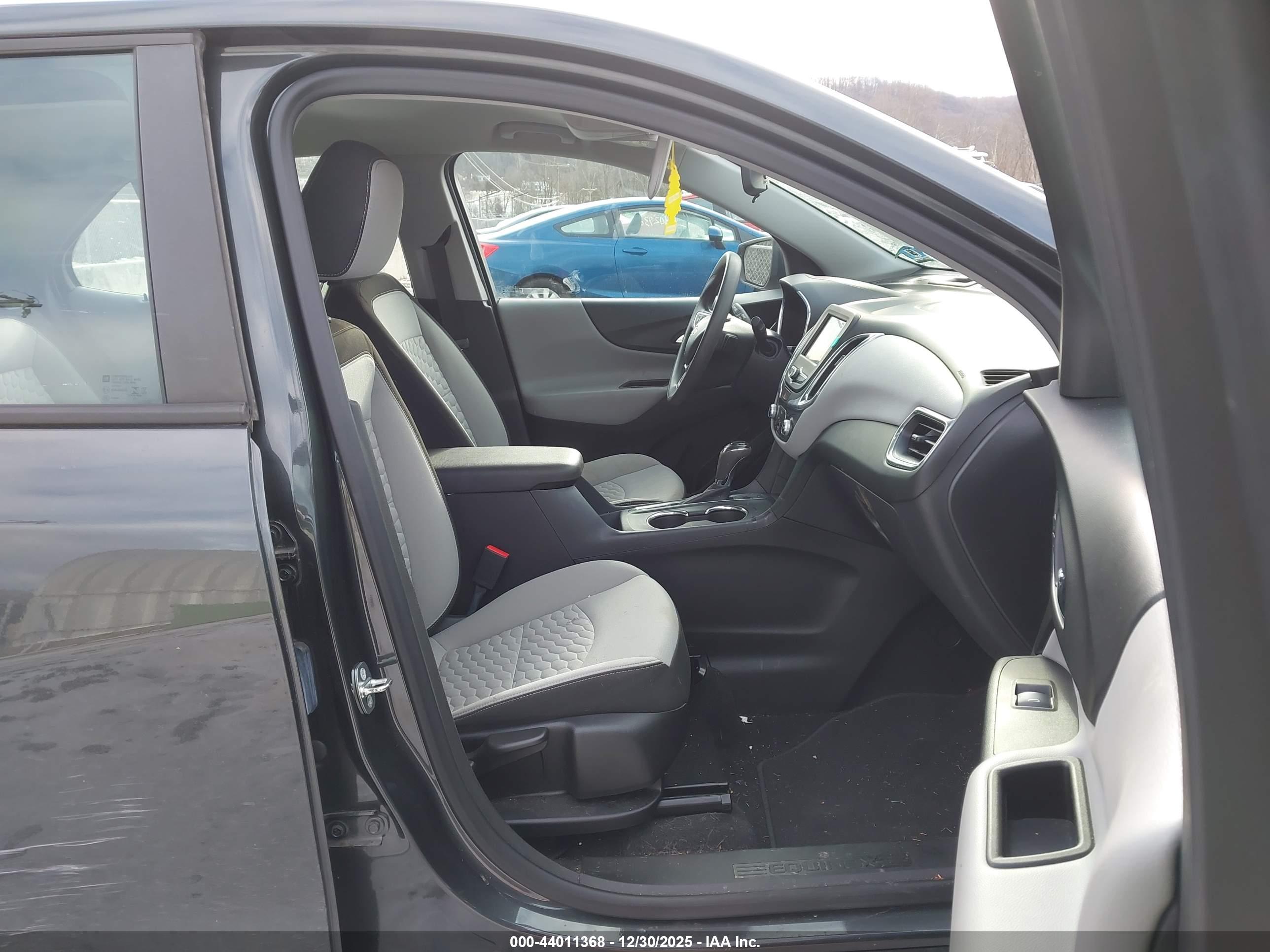 CHEVROLET EQUINOX image 5