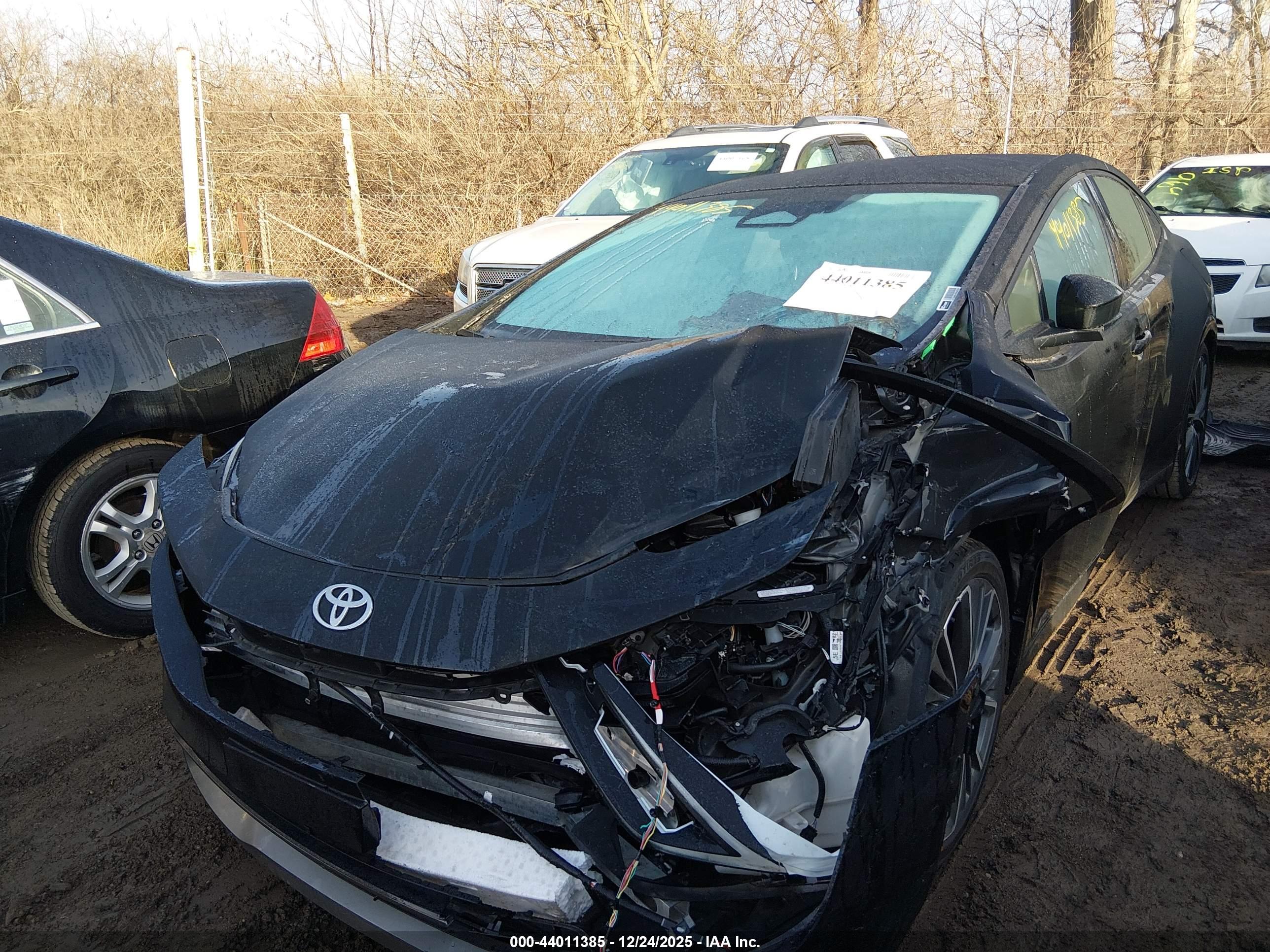 TOYOTA PRIUS image 2