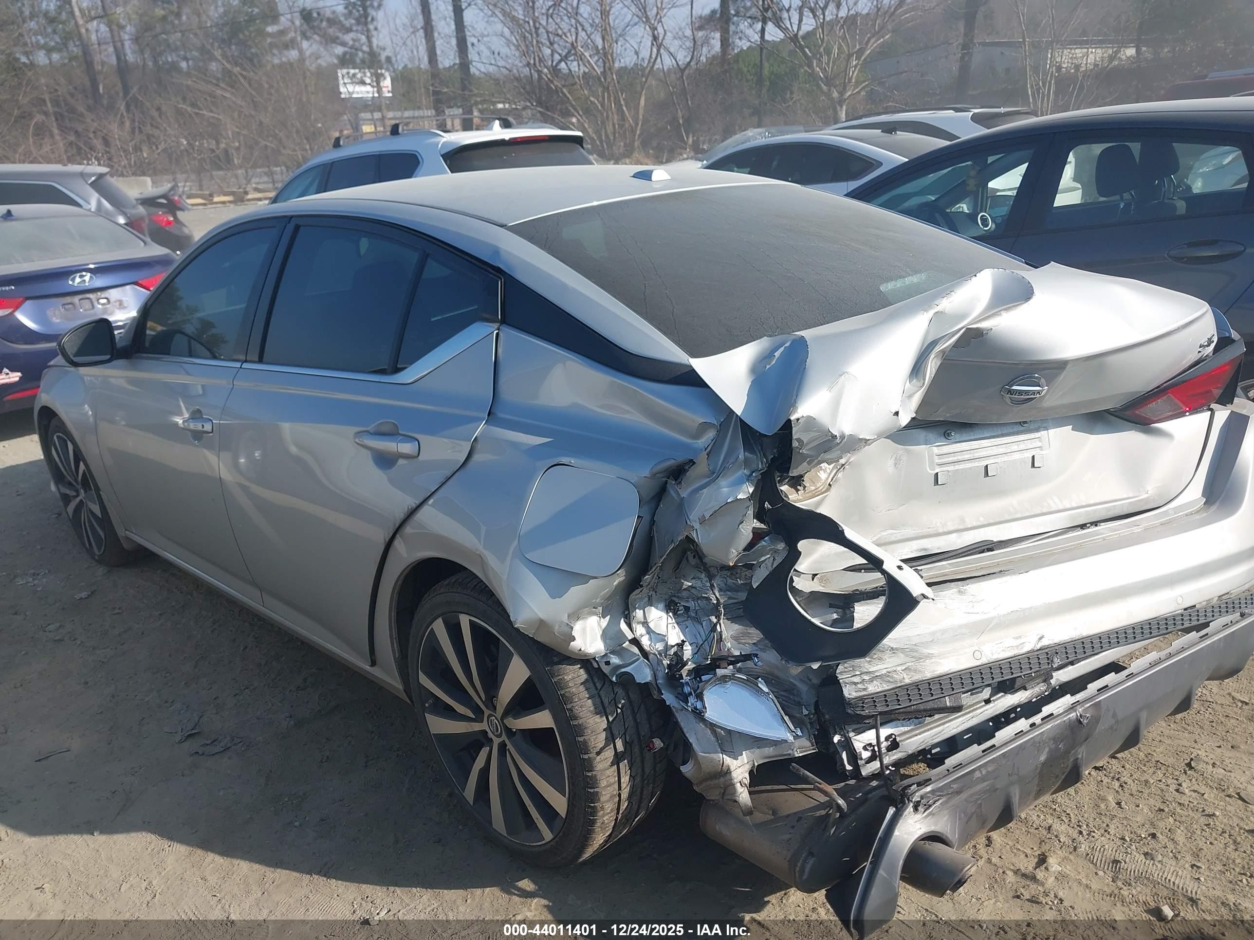 NISSAN ALTIMA image 3