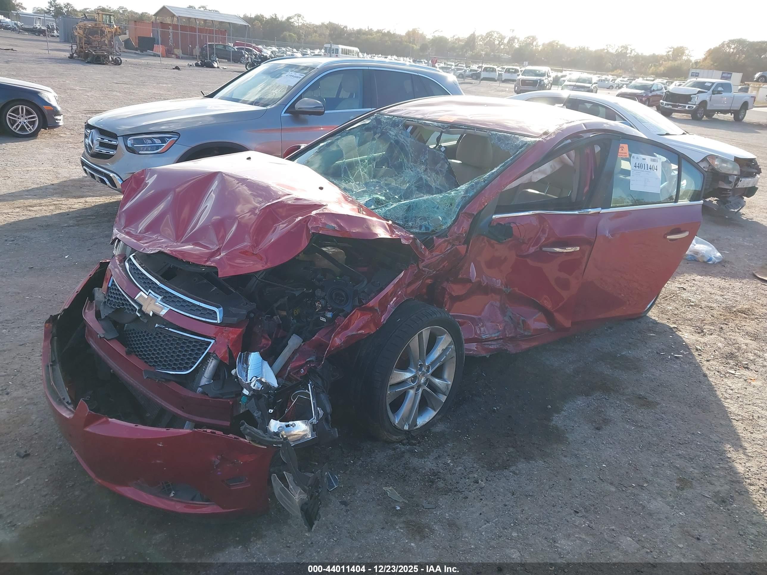 CHEVROLET CRUZE image 2