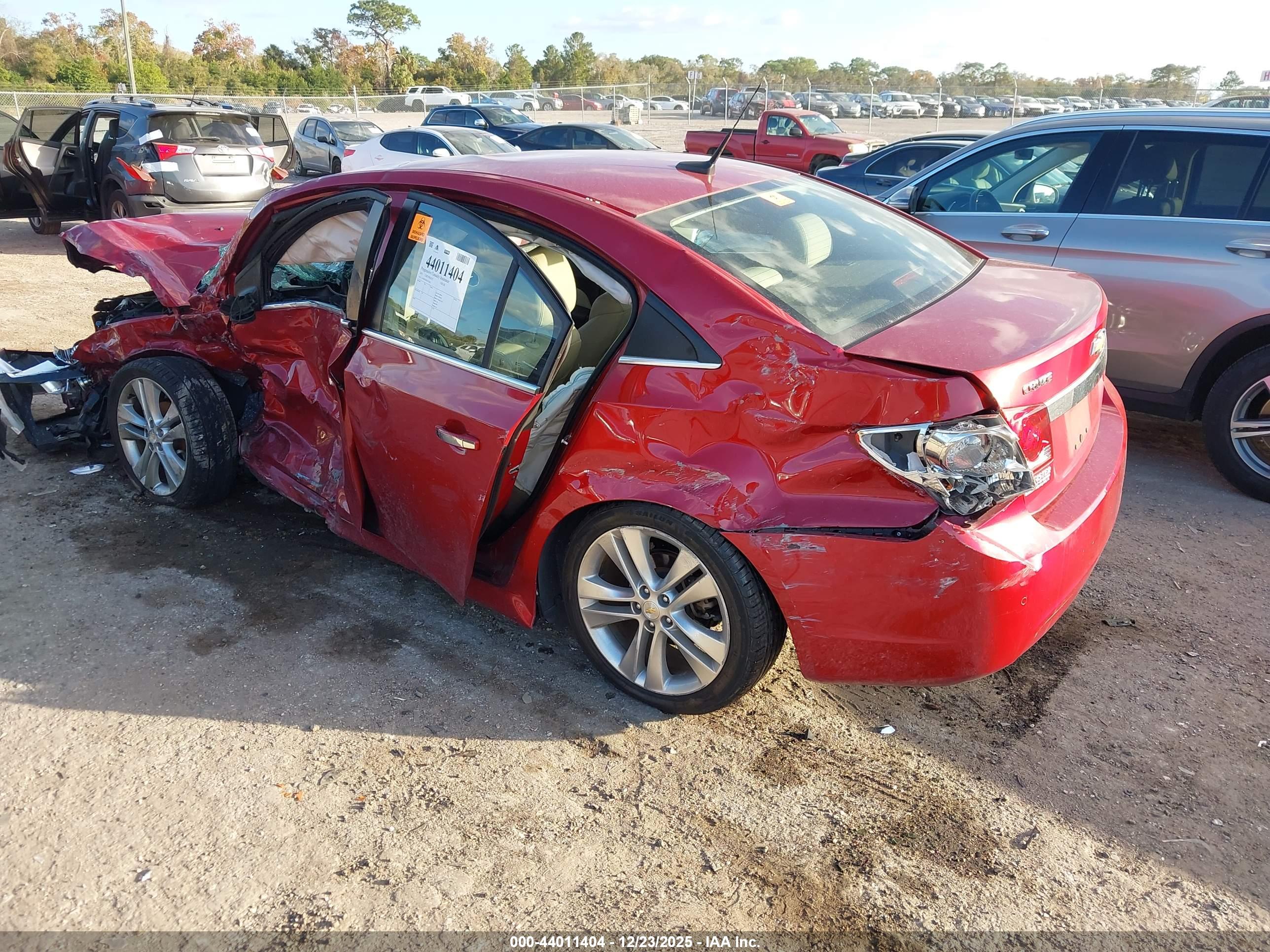 CHEVROLET CRUZE image 3
