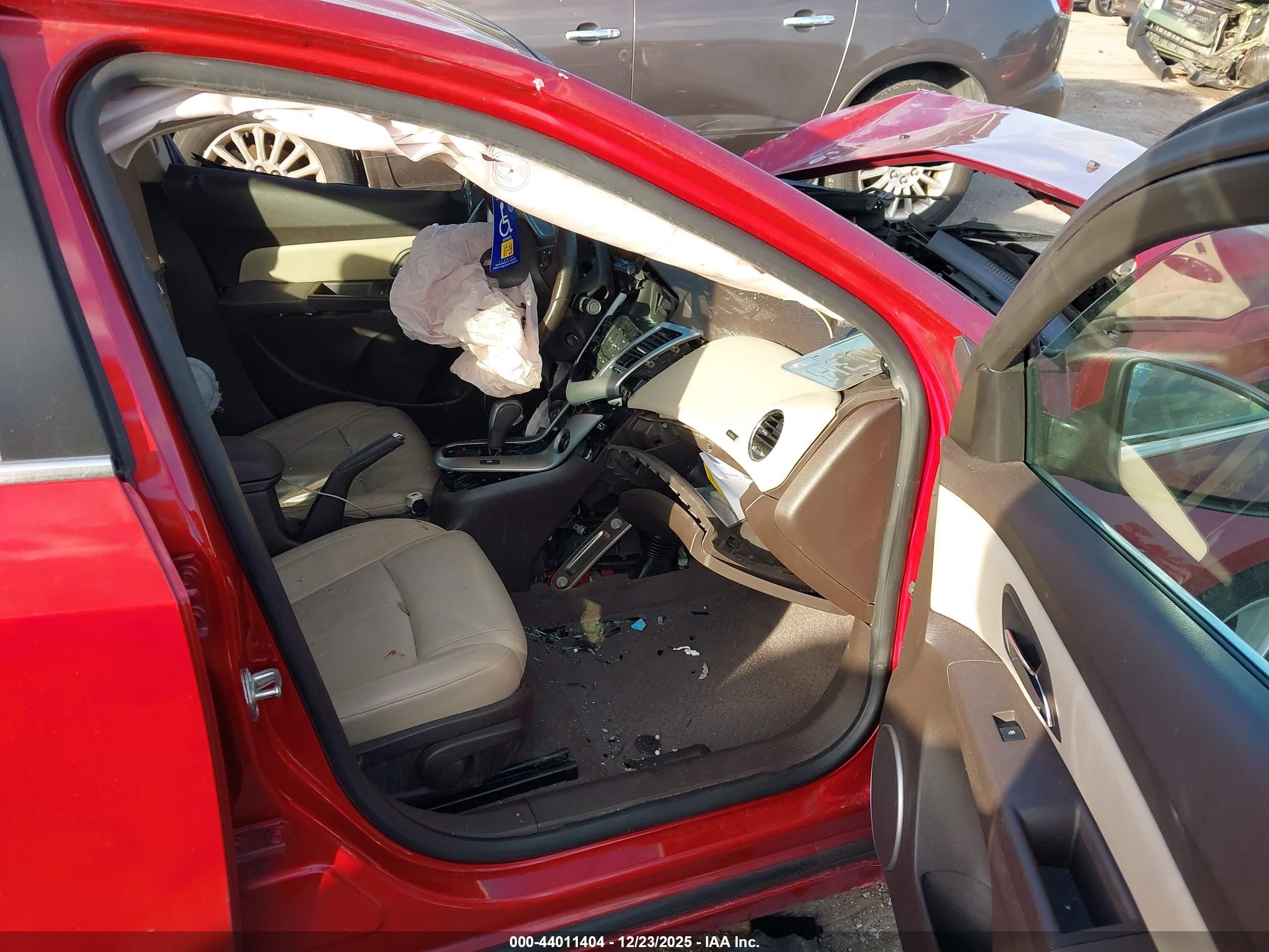 CHEVROLET CRUZE image 5