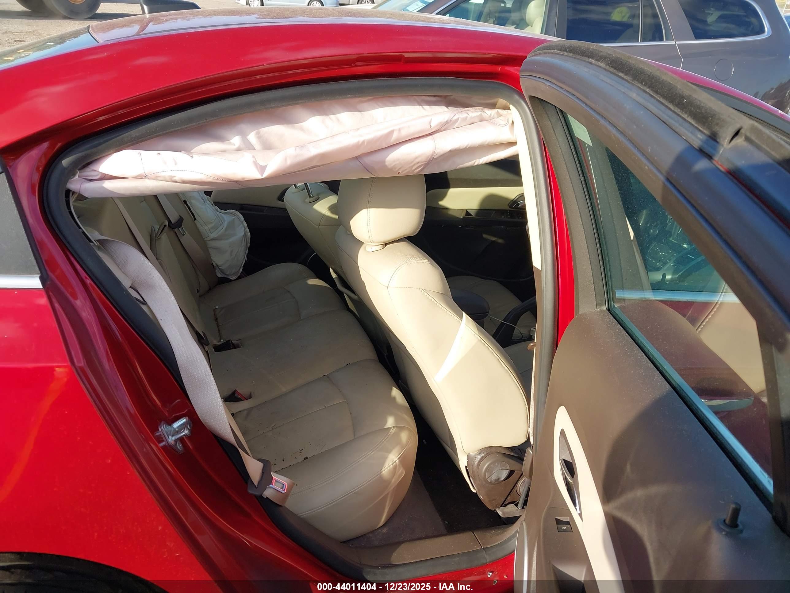 CHEVROLET CRUZE image 8
