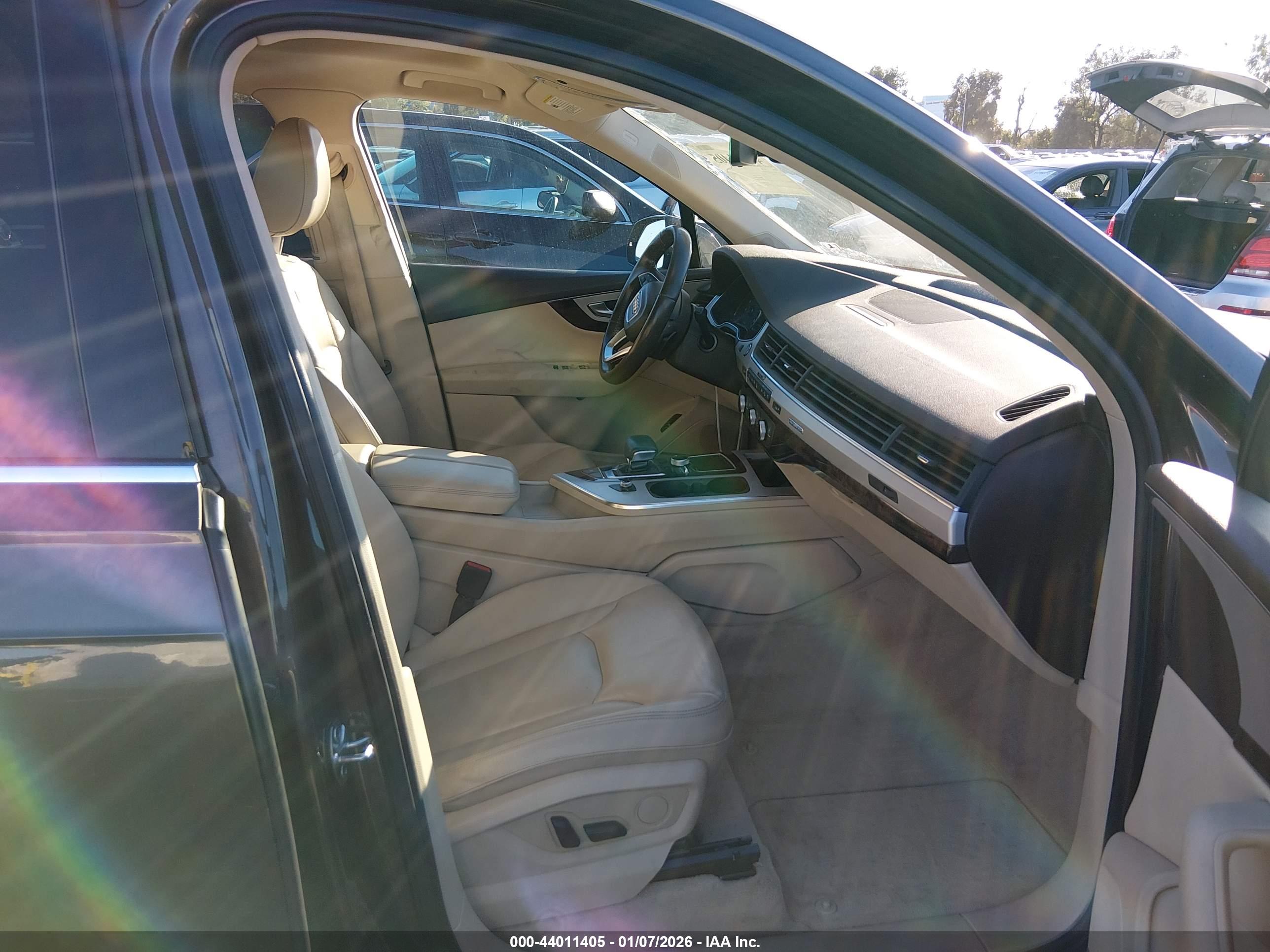 AUDI Q7 image 5