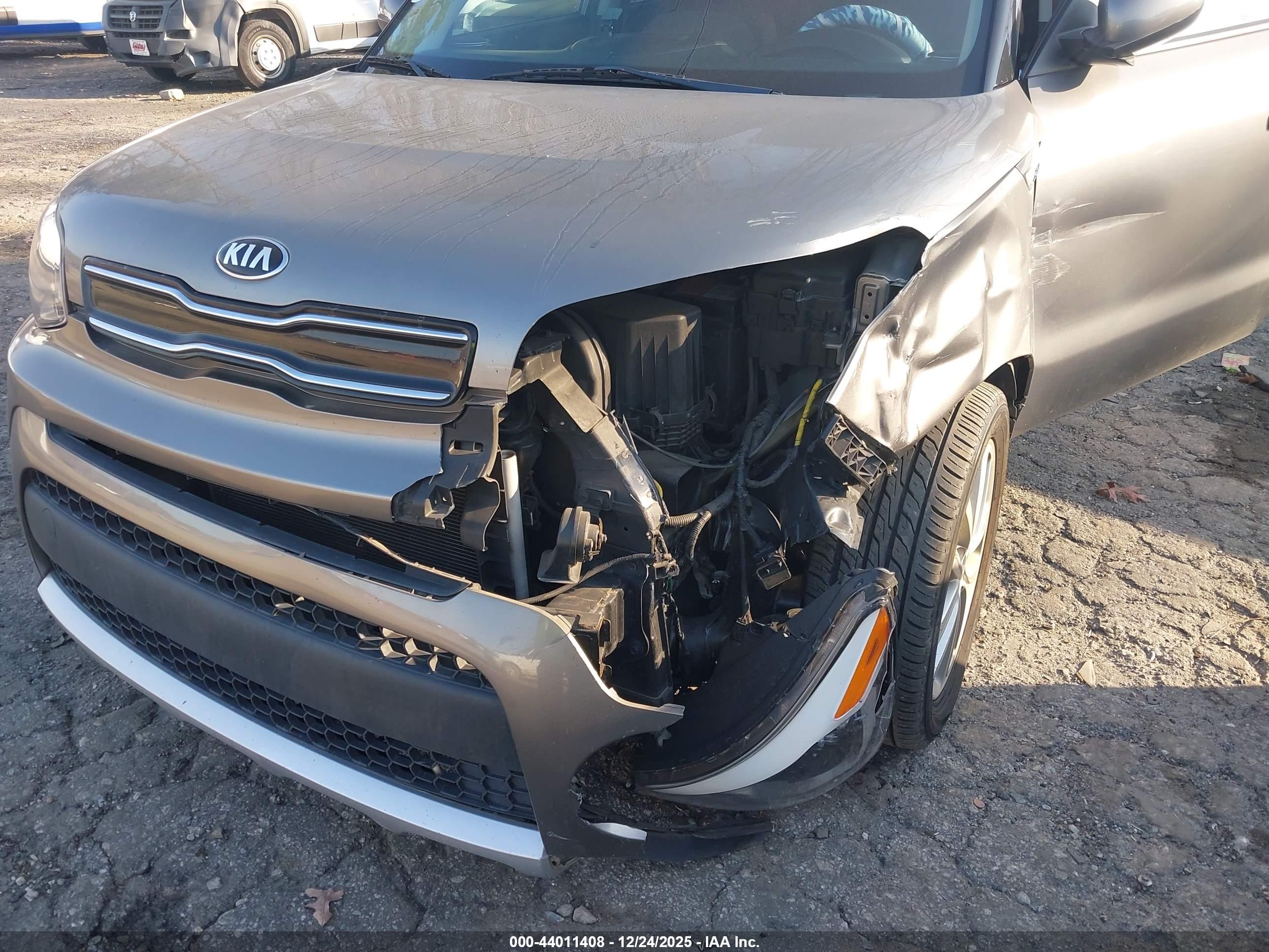 KIA SOUL image 6