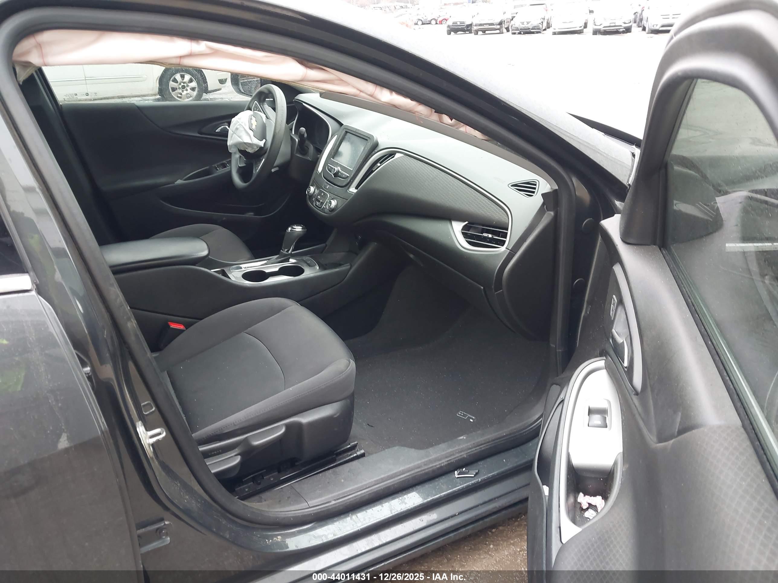 CHEVROLET MALIBU image 5