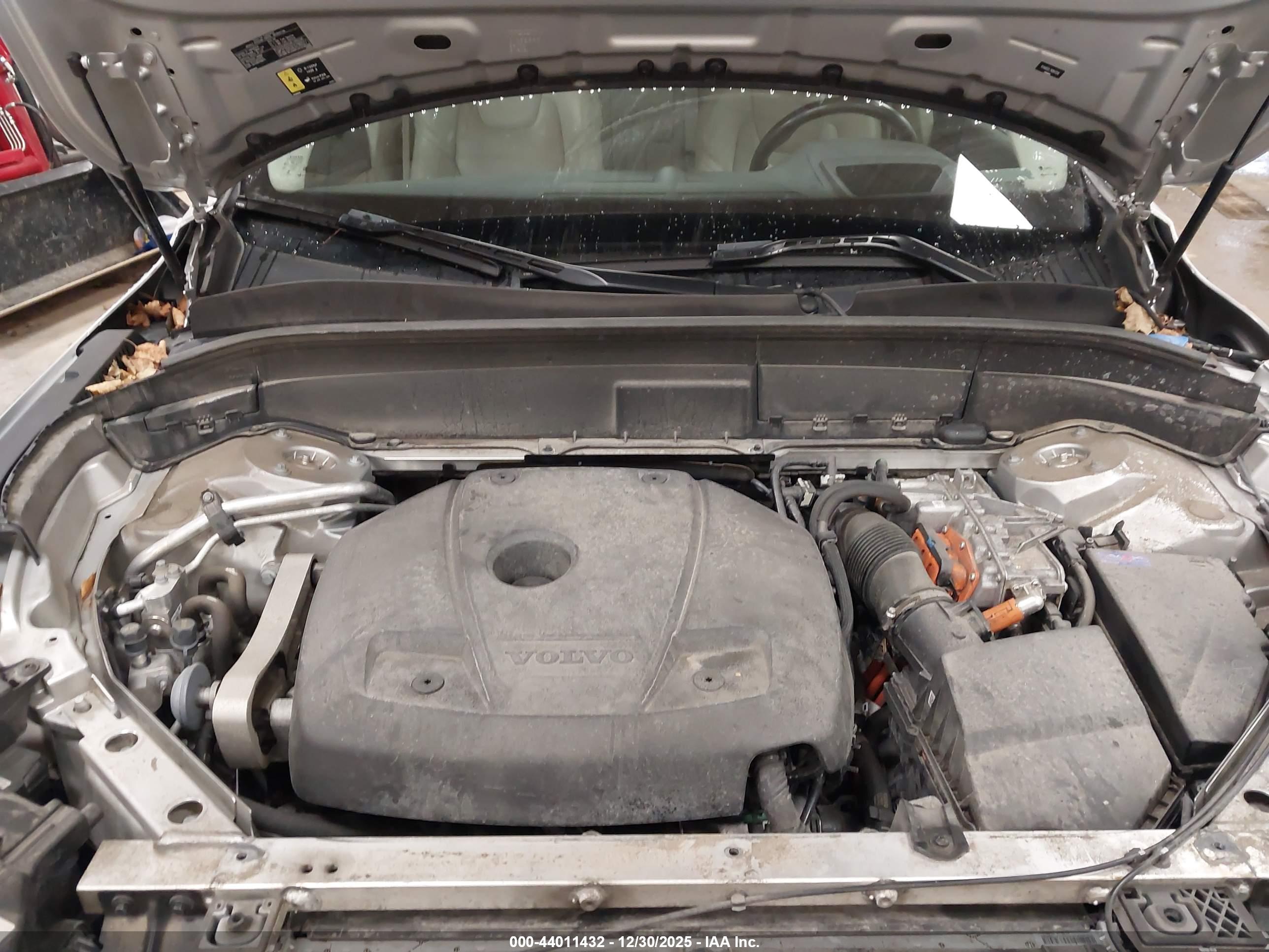 VOLVO XC90 image 10