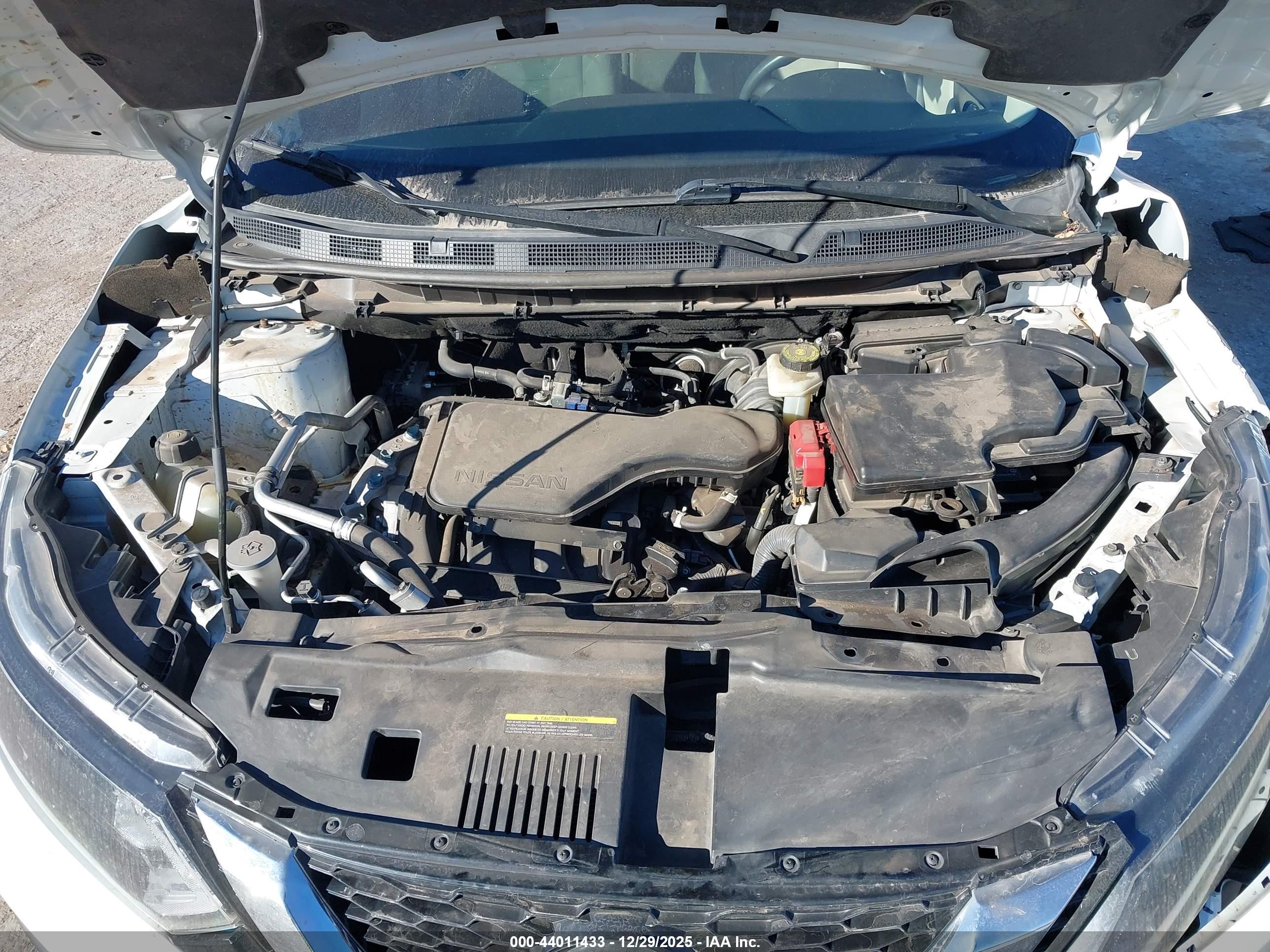 NISSAN ROGUE image 10