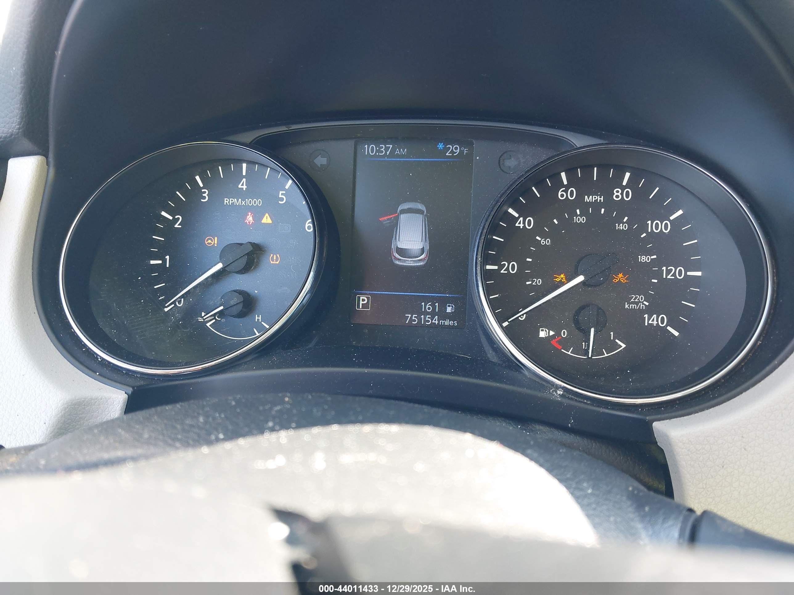 NISSAN ROGUE image 7