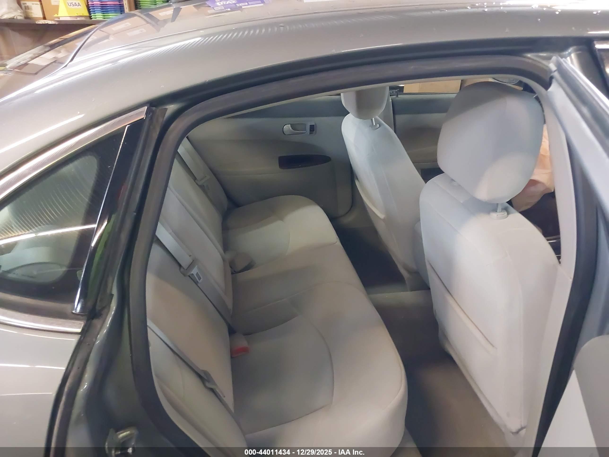 BUICK LACROSSE image 8