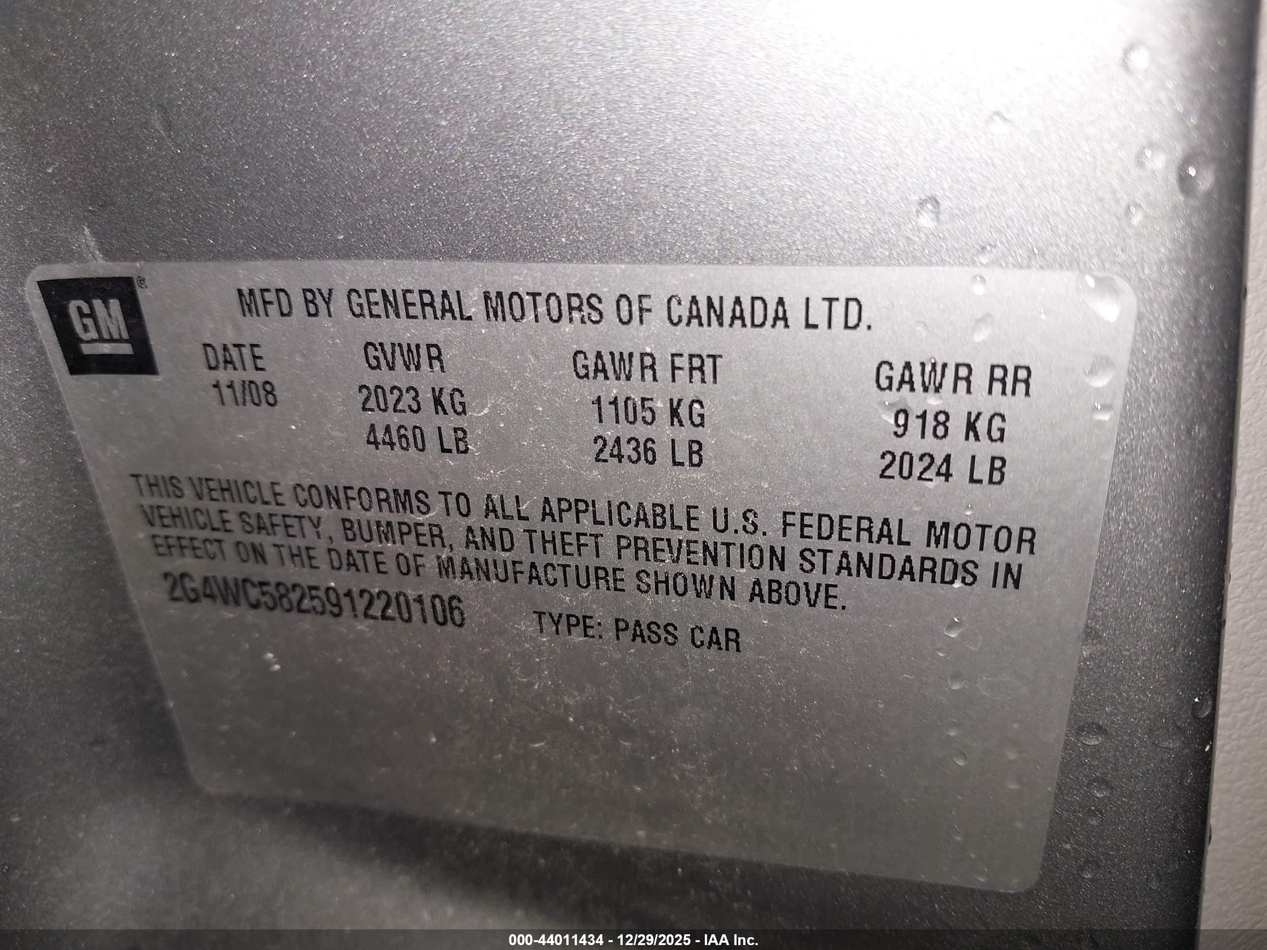 BUICK LACROSSE image 9