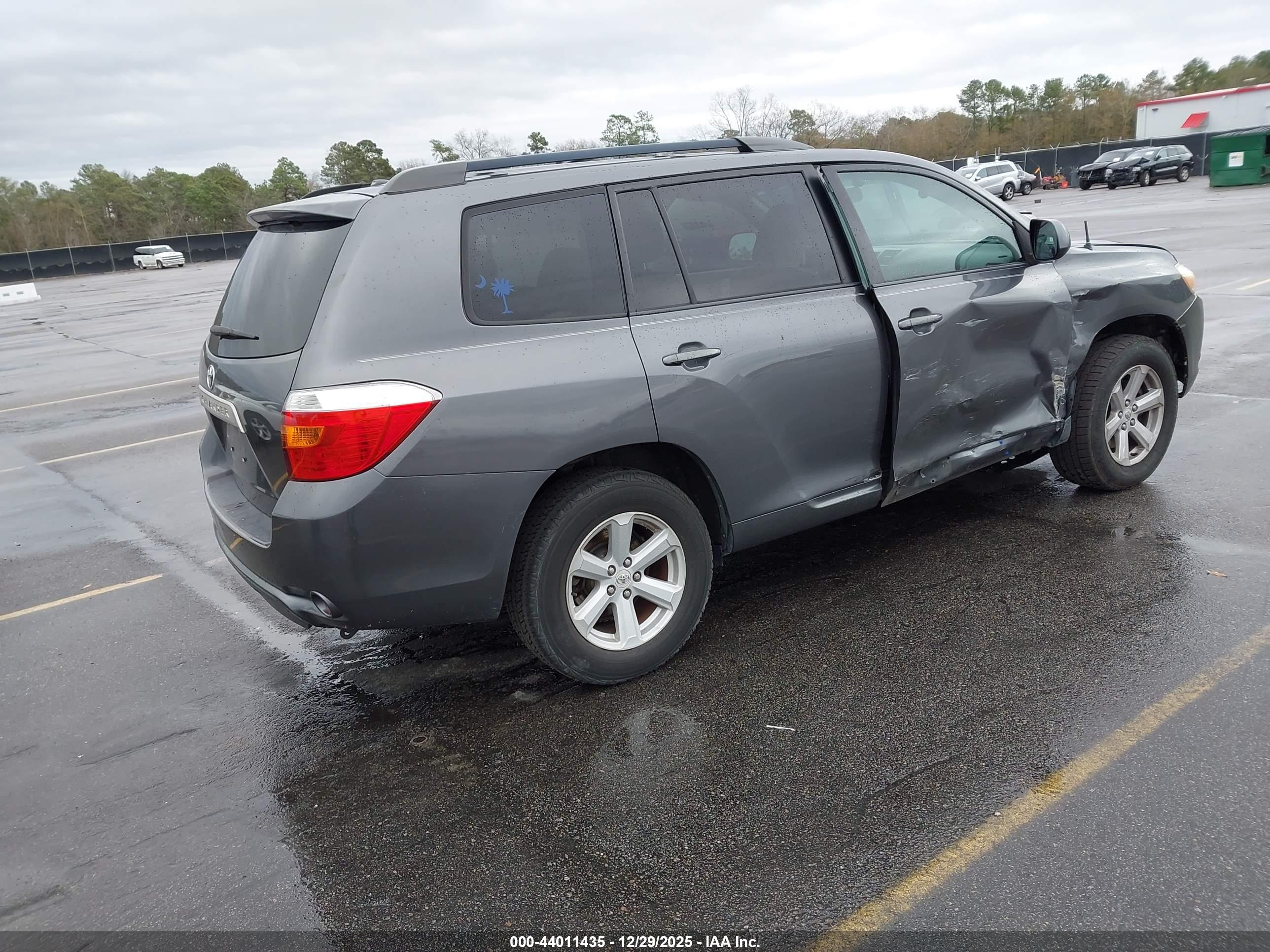 TOYOTA HIGHLANDER image 4