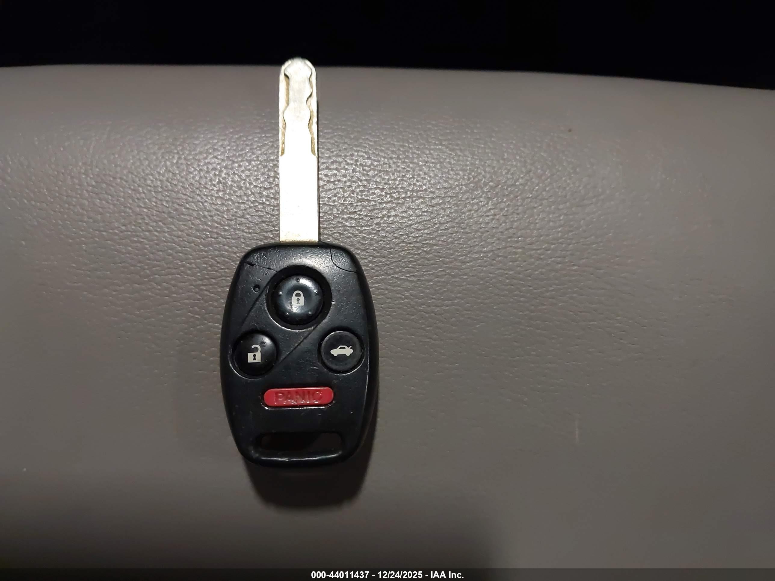 HONDA ACCORD image 11