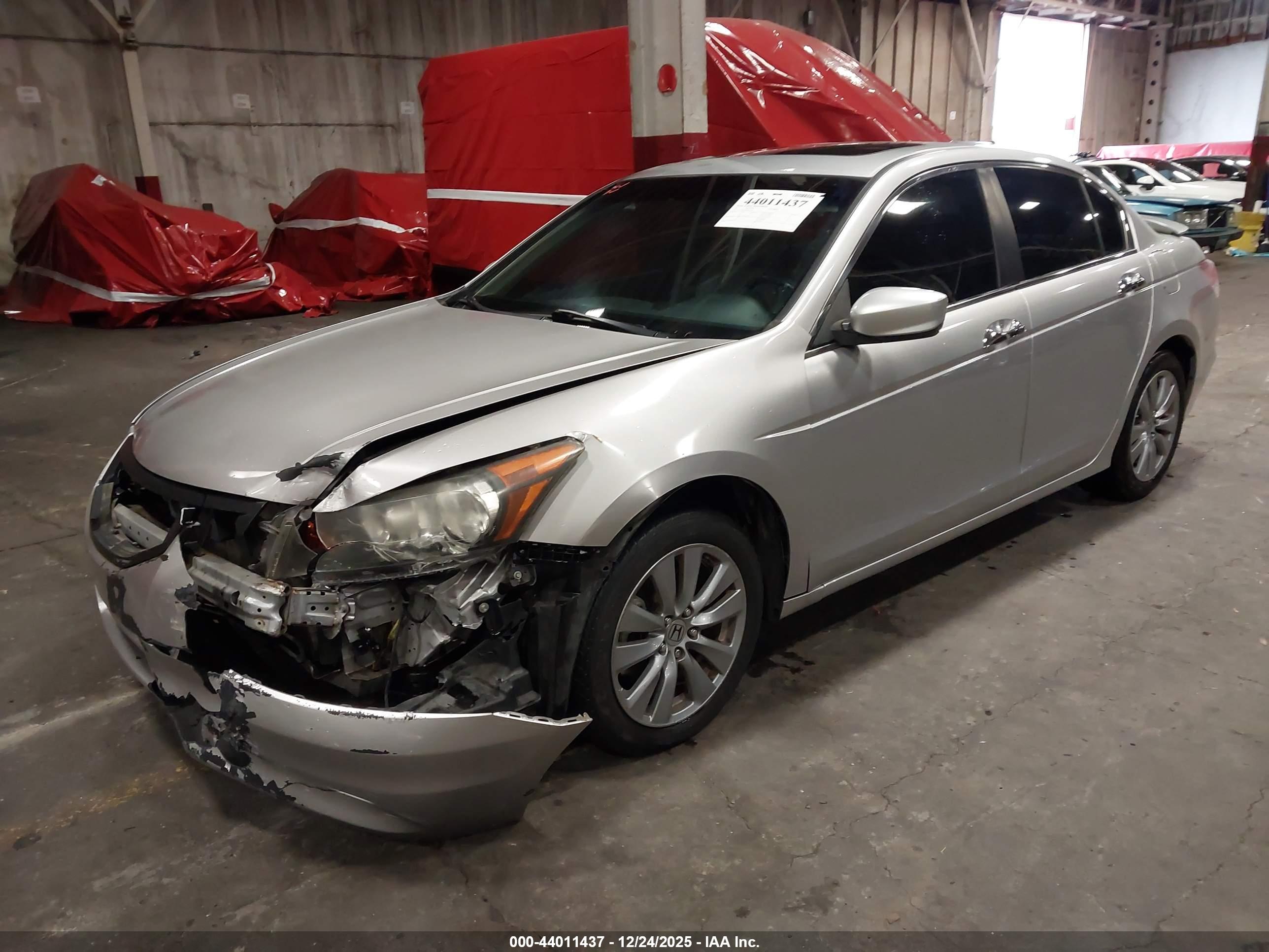 HONDA ACCORD image 2