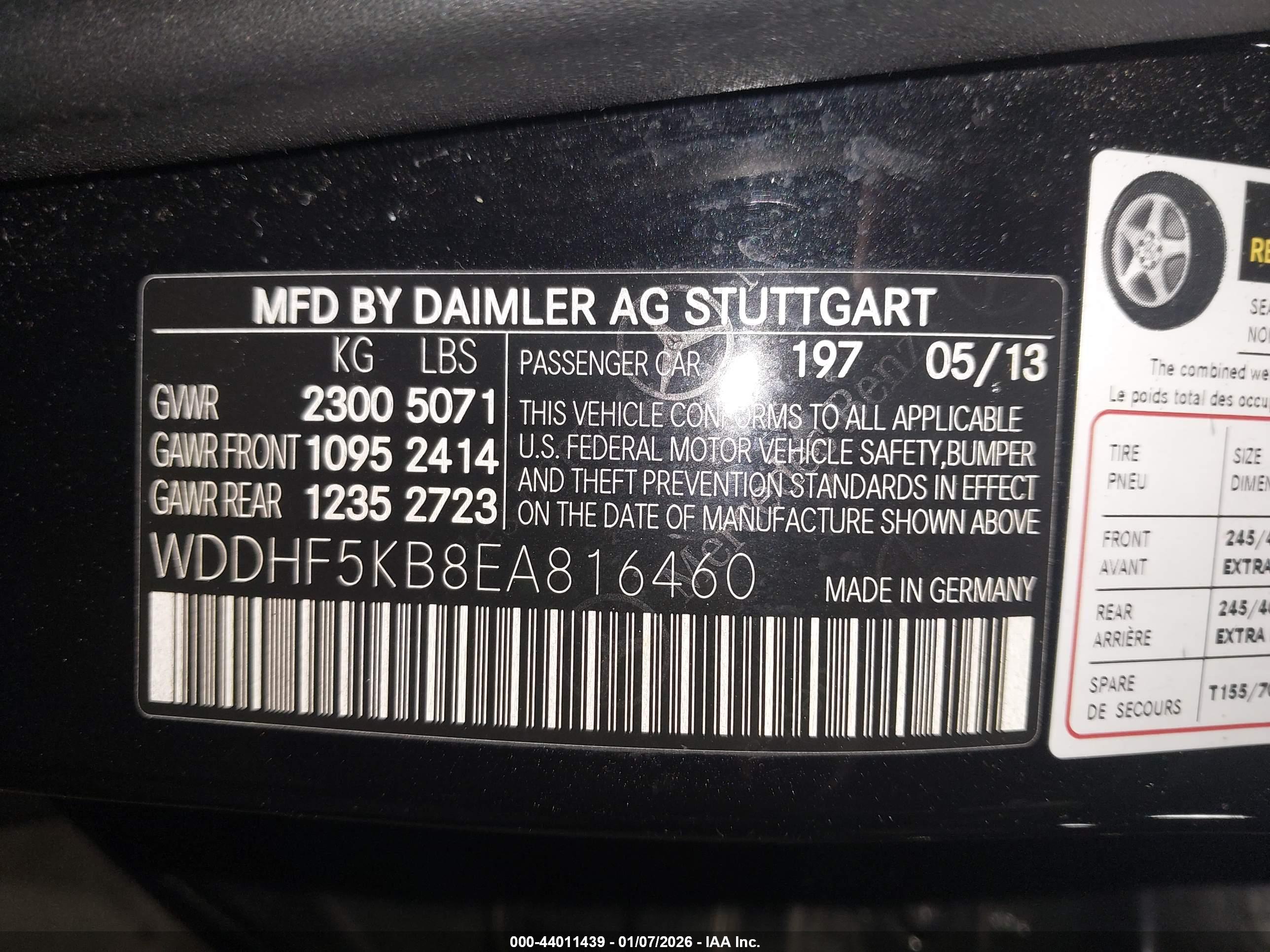 MERCEDES-BENZ E image 9