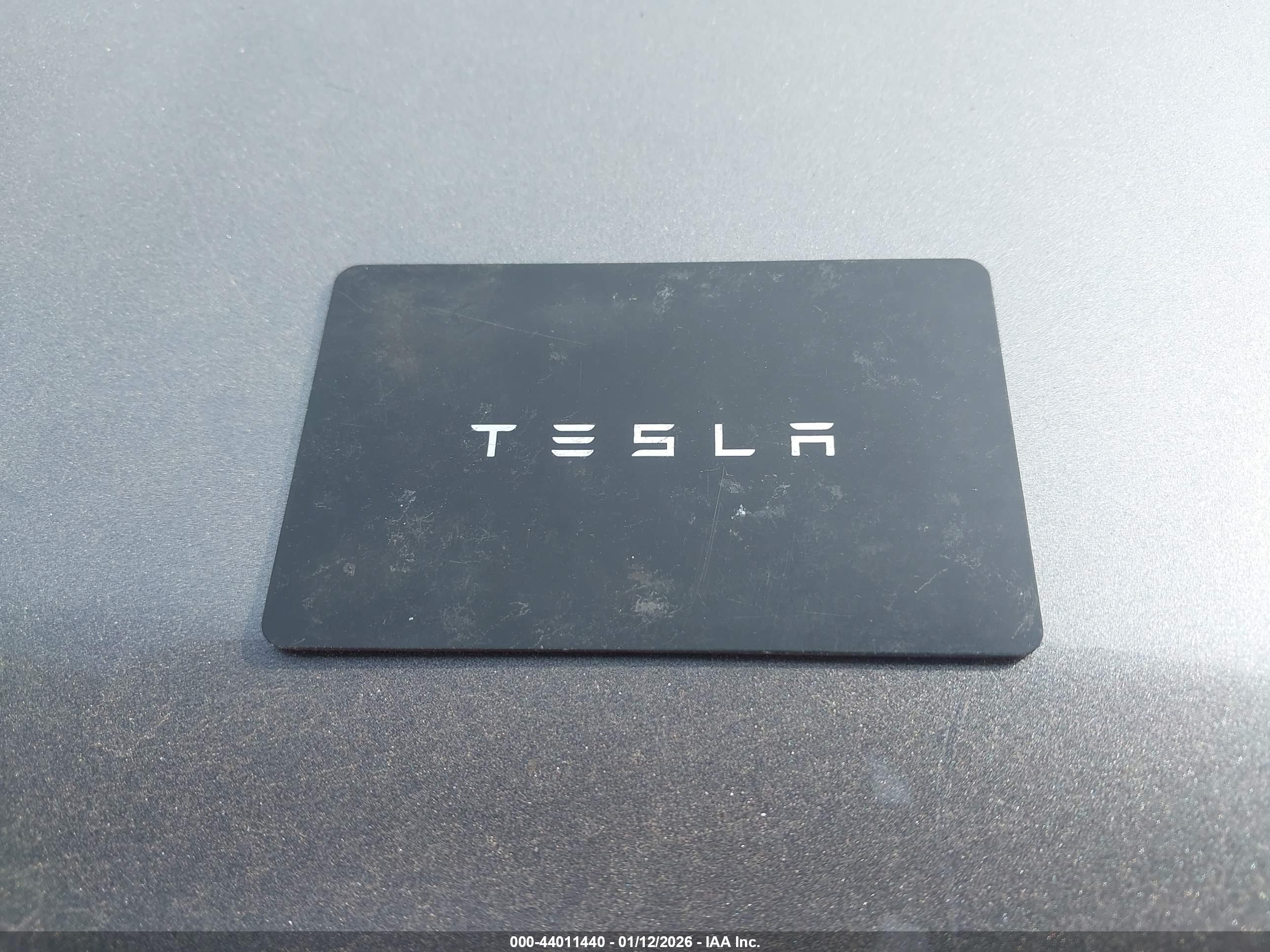 TESLA MODEL image 11