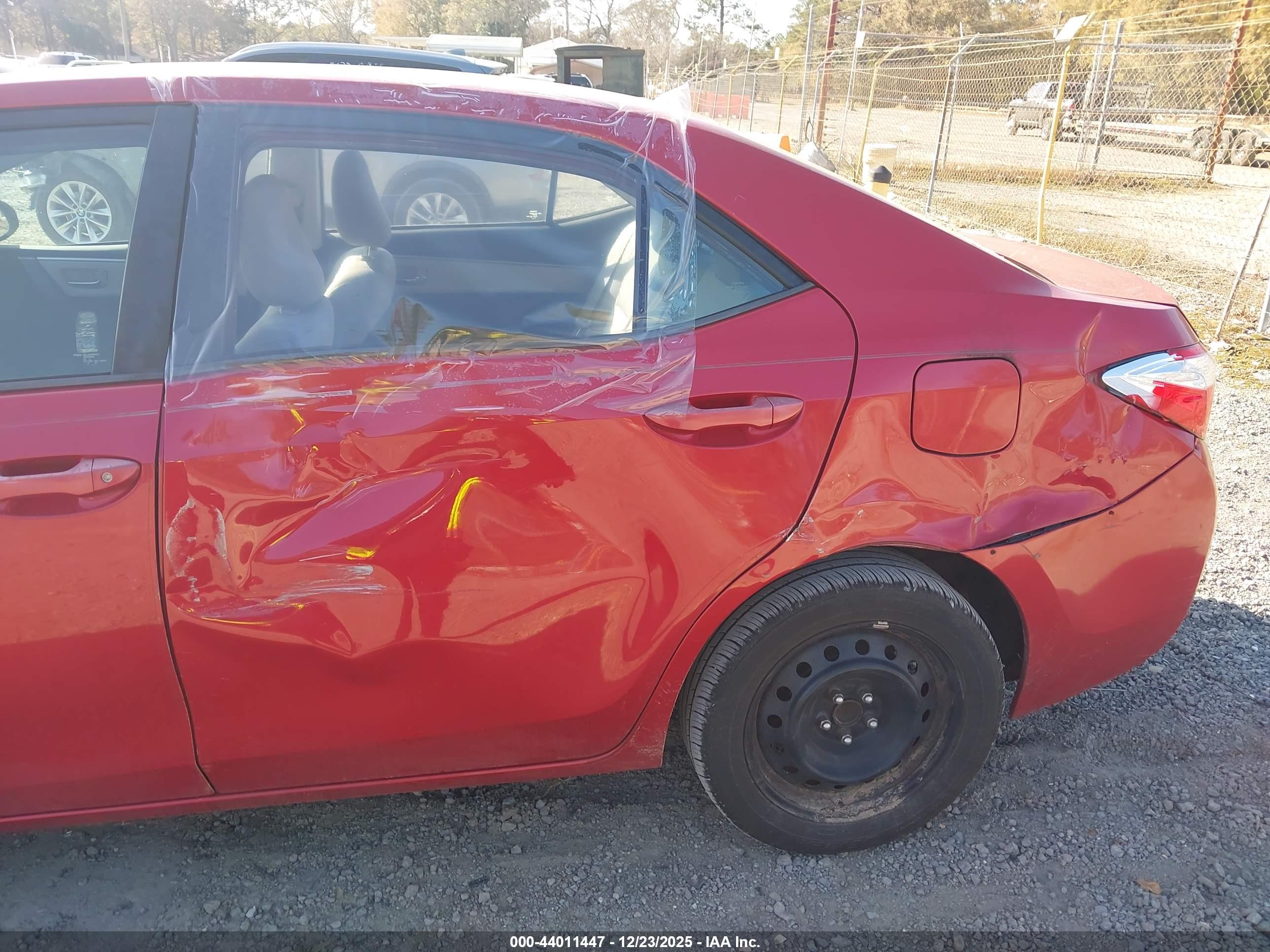TOYOTA COROLLA image 6