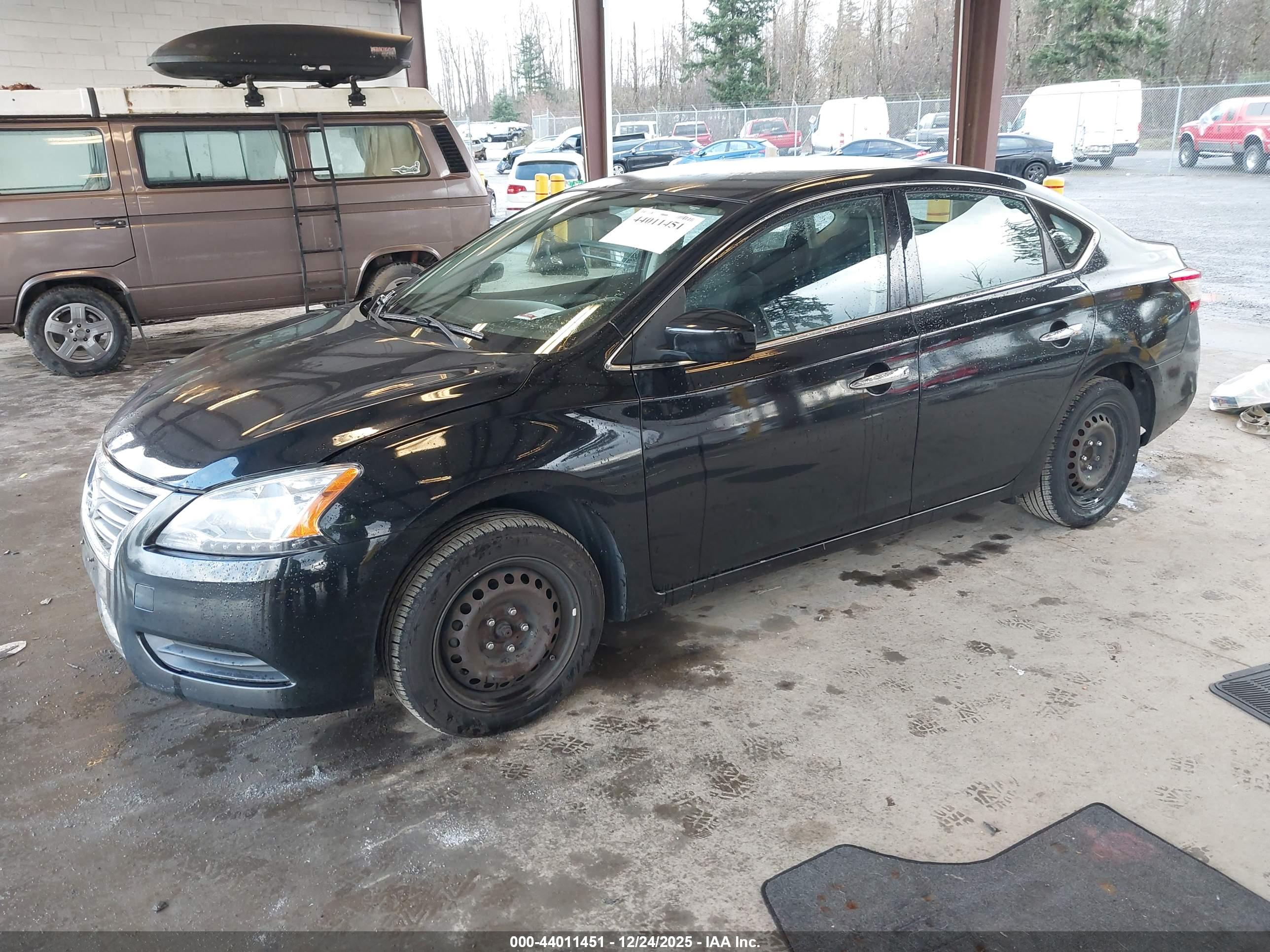 NISSAN SENTRA image 2