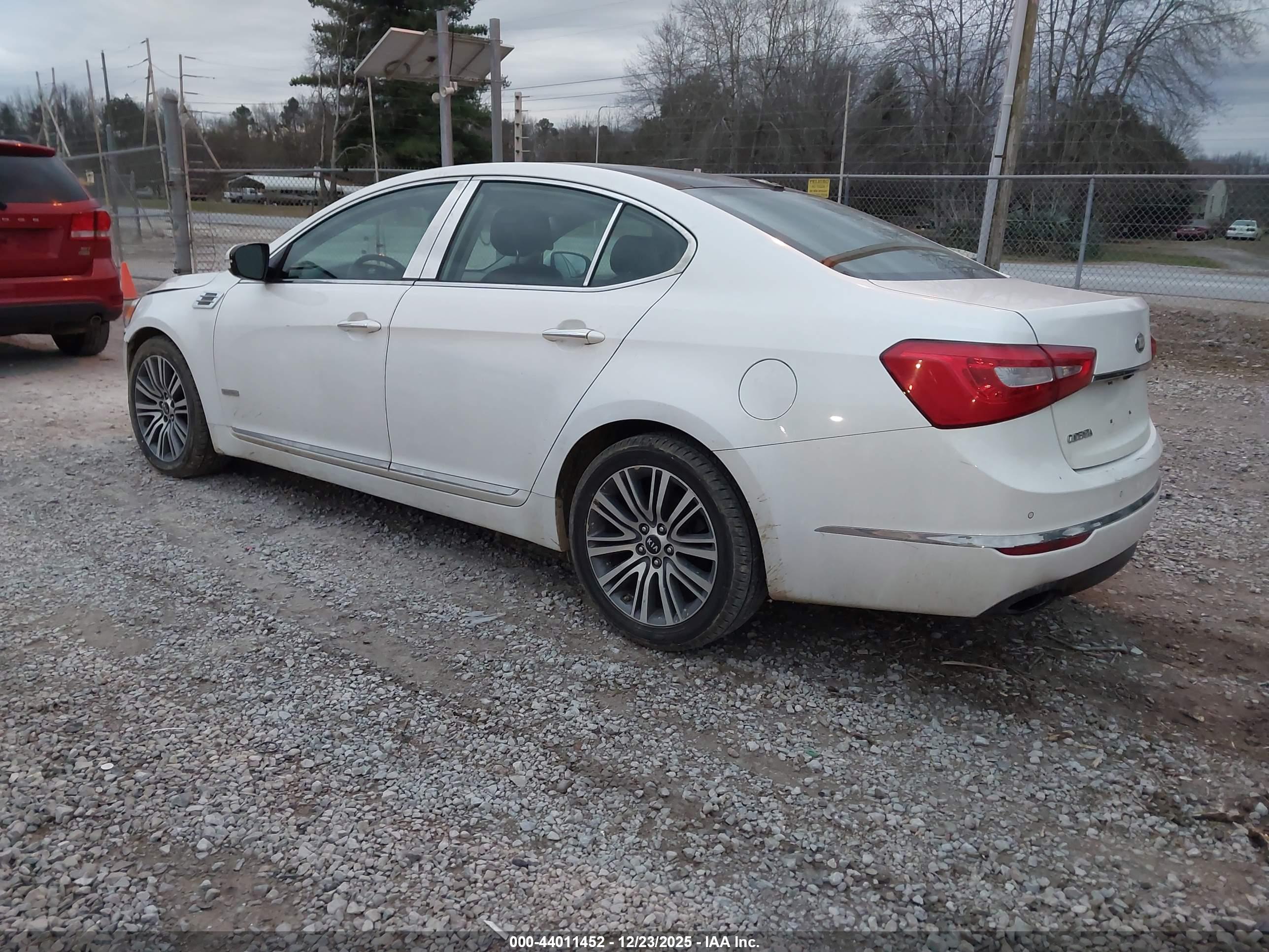KIA CADENZA image 3