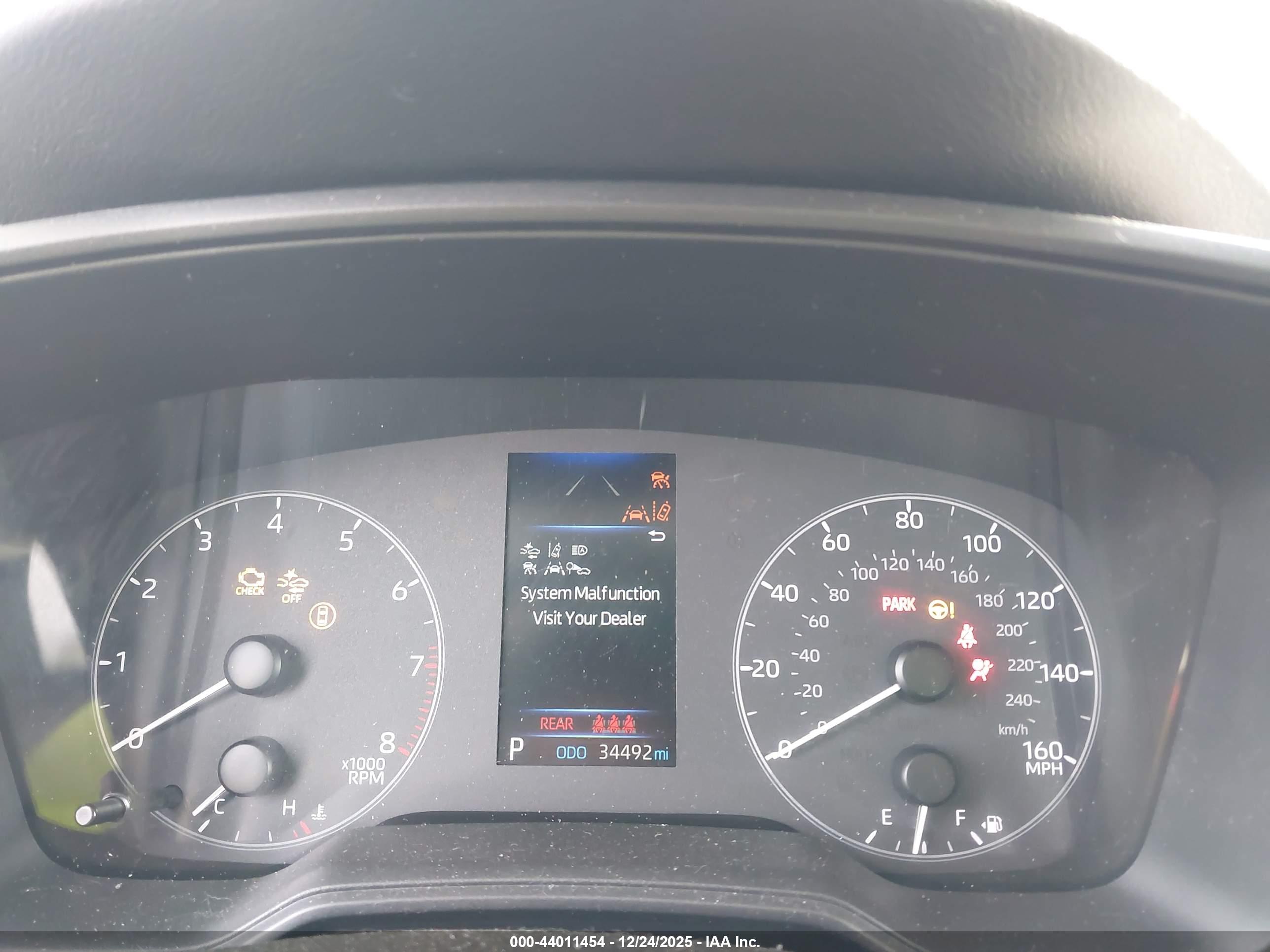 TOYOTA COROLLA image 7