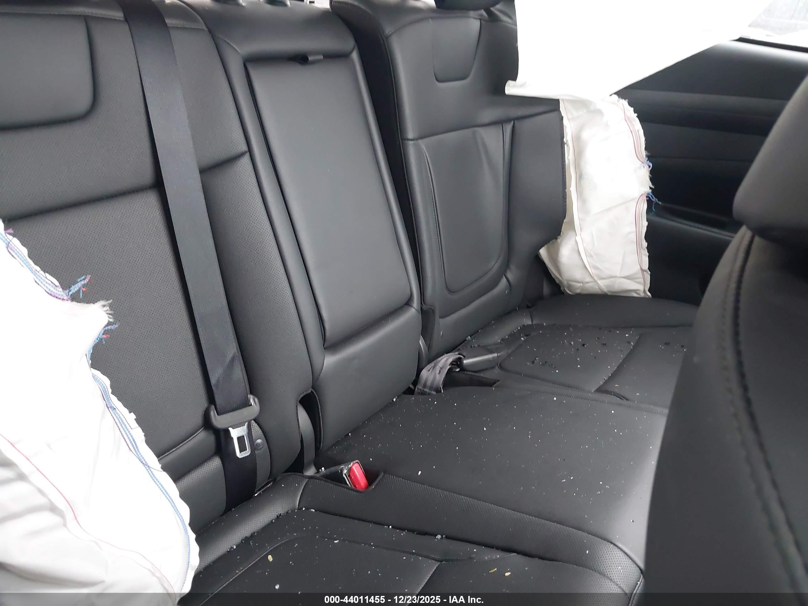 HYUNDAI TUCSON image 8