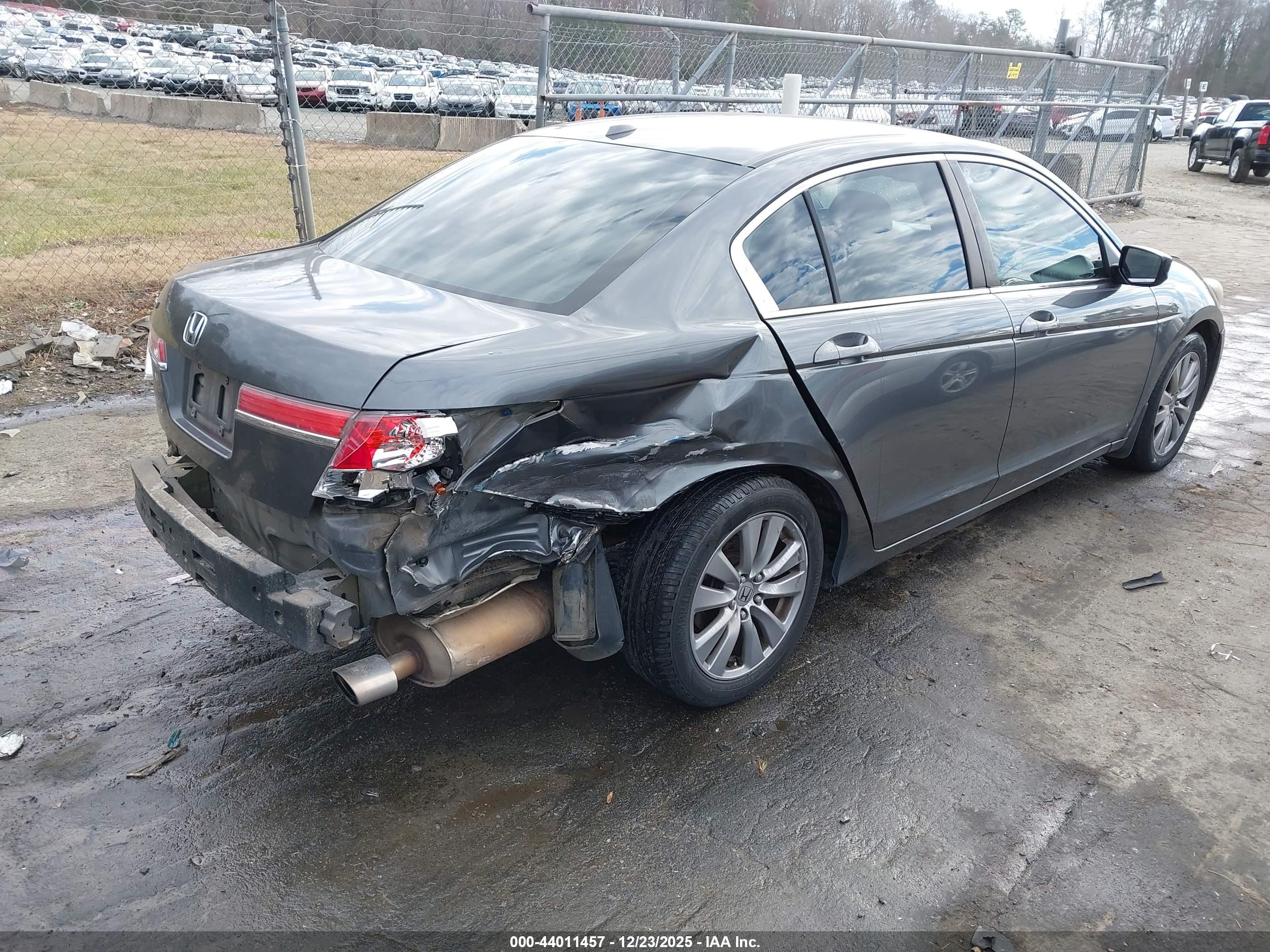 HONDA ACCORD image 4