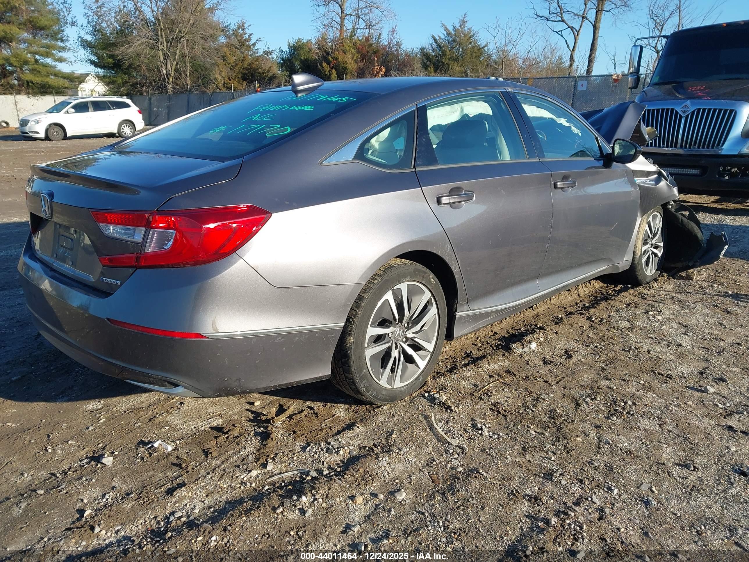 HONDA ACCORD image 4