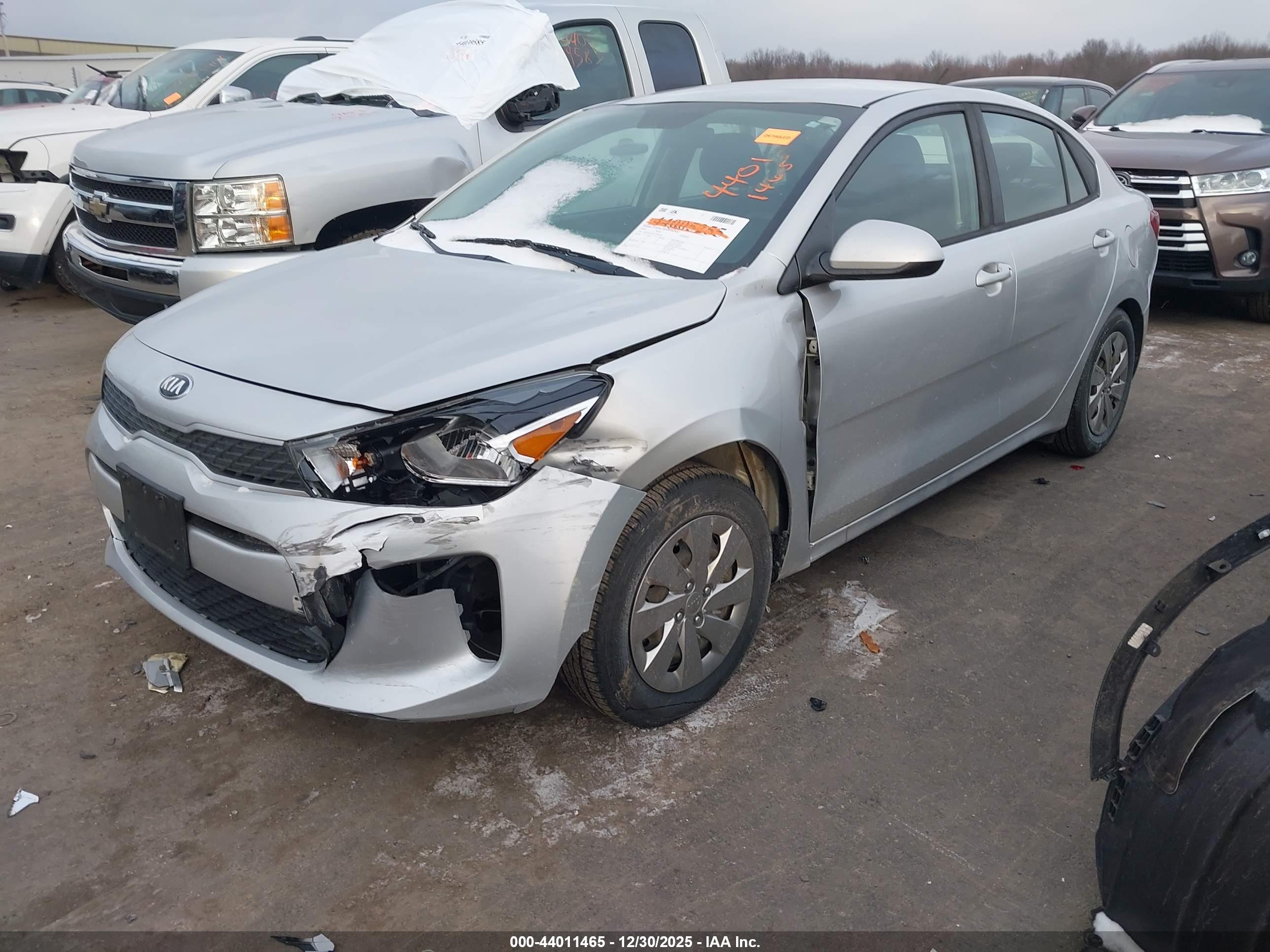 KIA RIO image 2