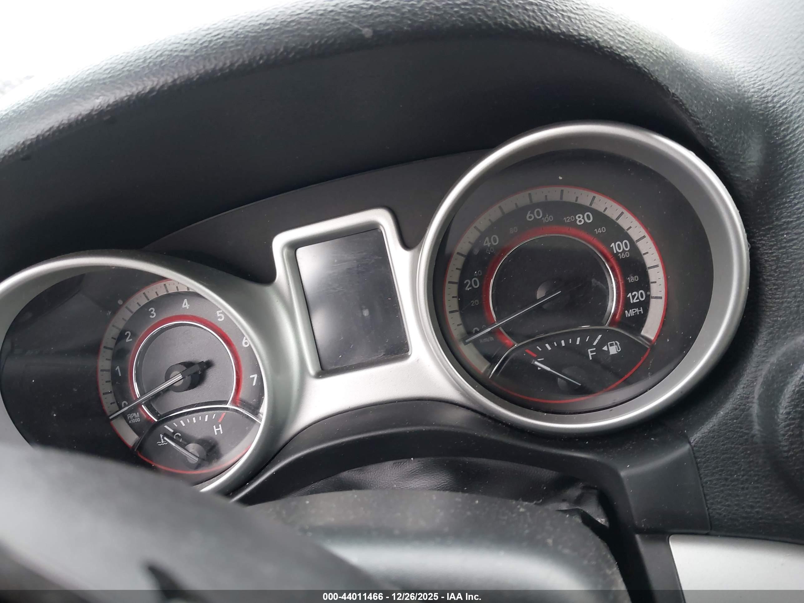 DODGE JOURNEY image 7