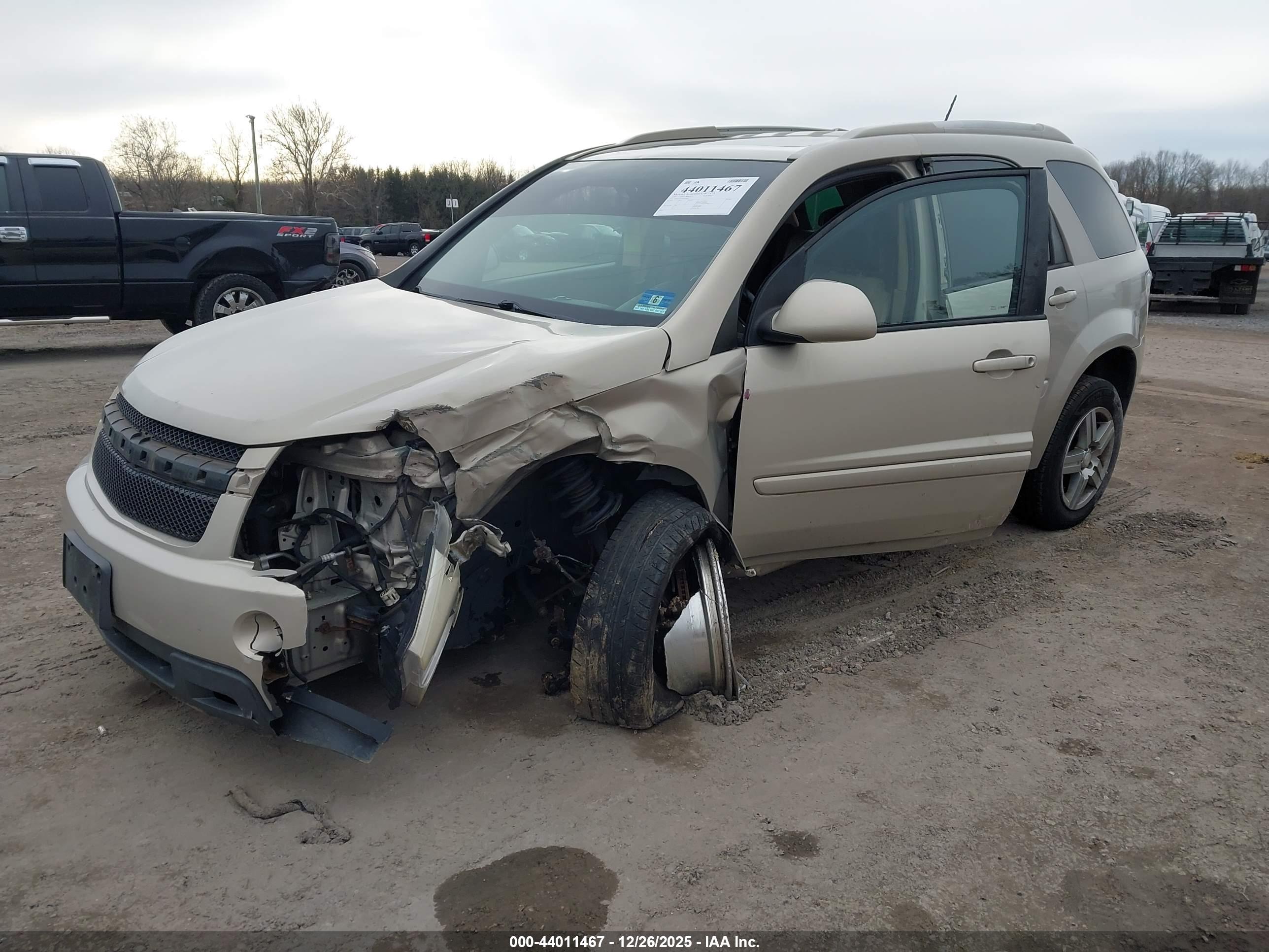 CHEVROLET EQUINOX image 2