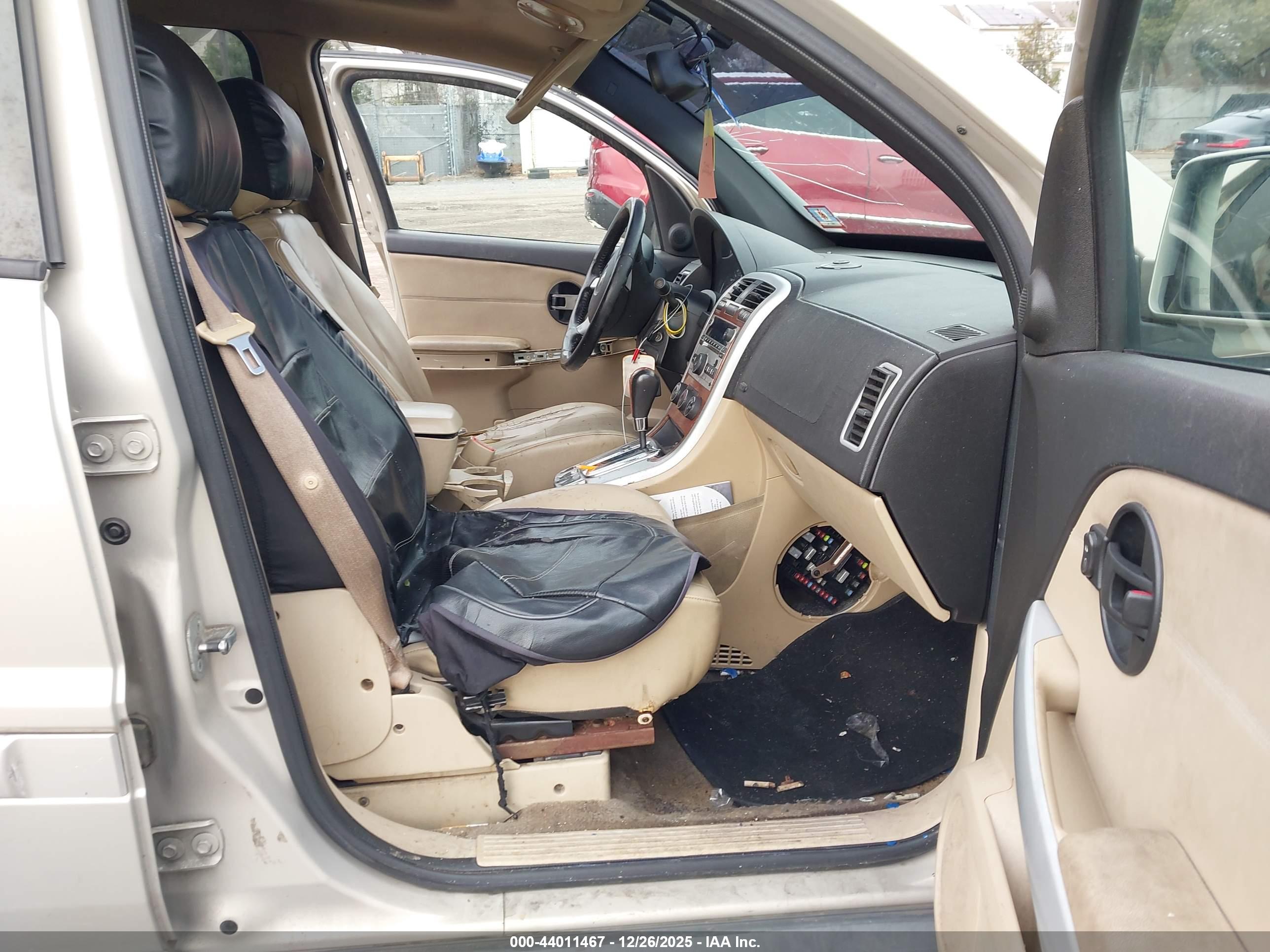 CHEVROLET EQUINOX image 5