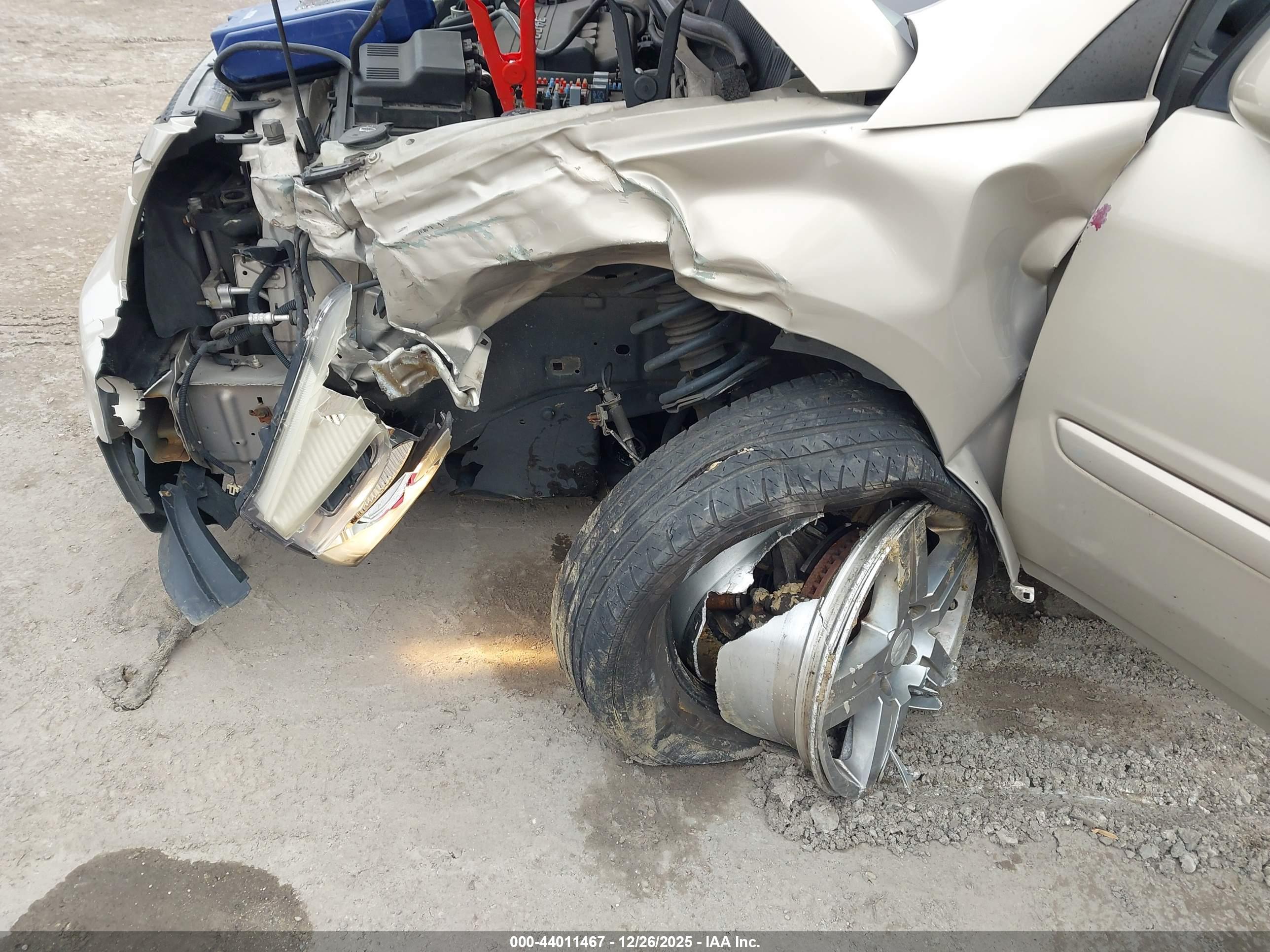 CHEVROLET EQUINOX image 6