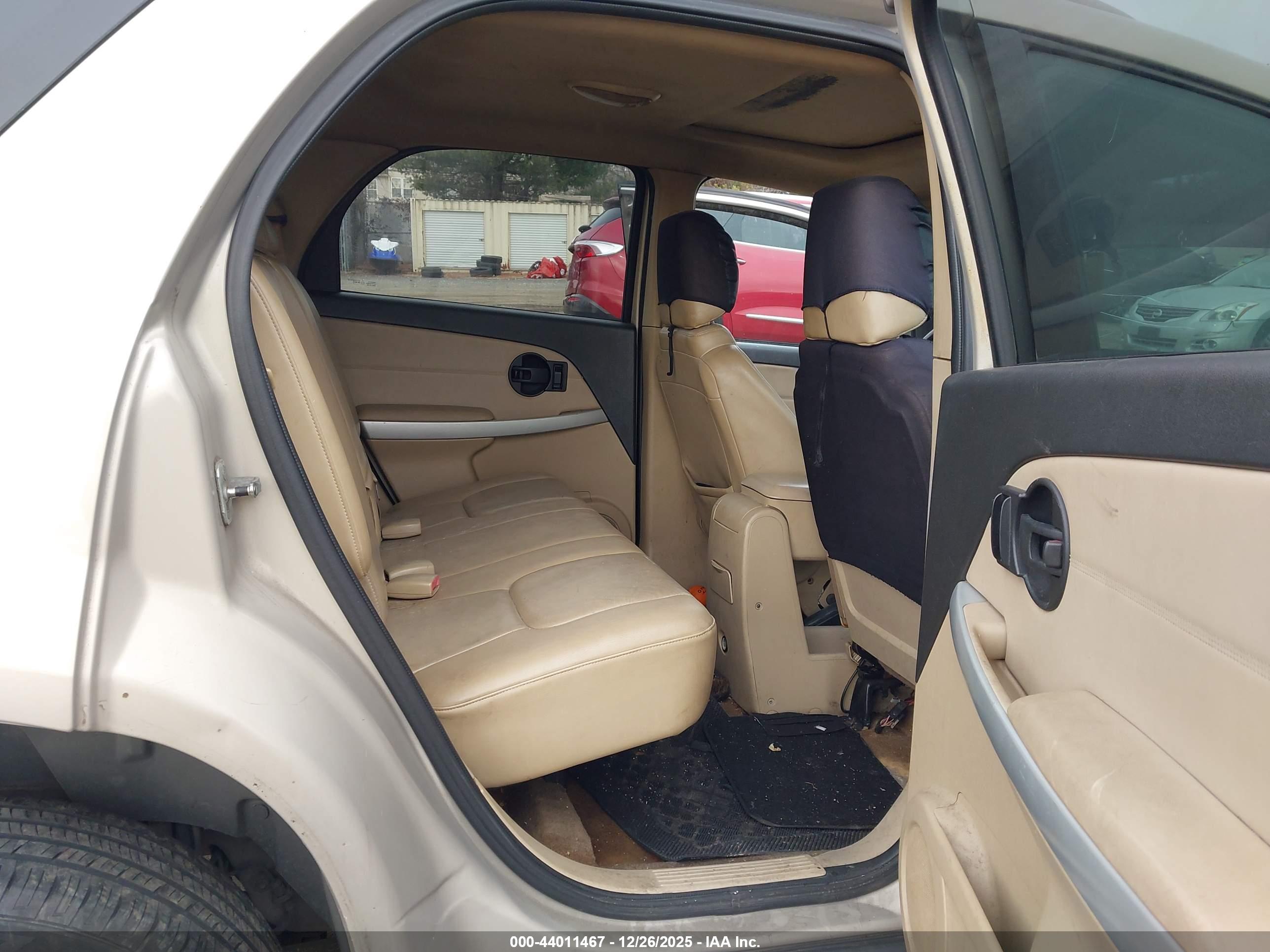 CHEVROLET EQUINOX image 8