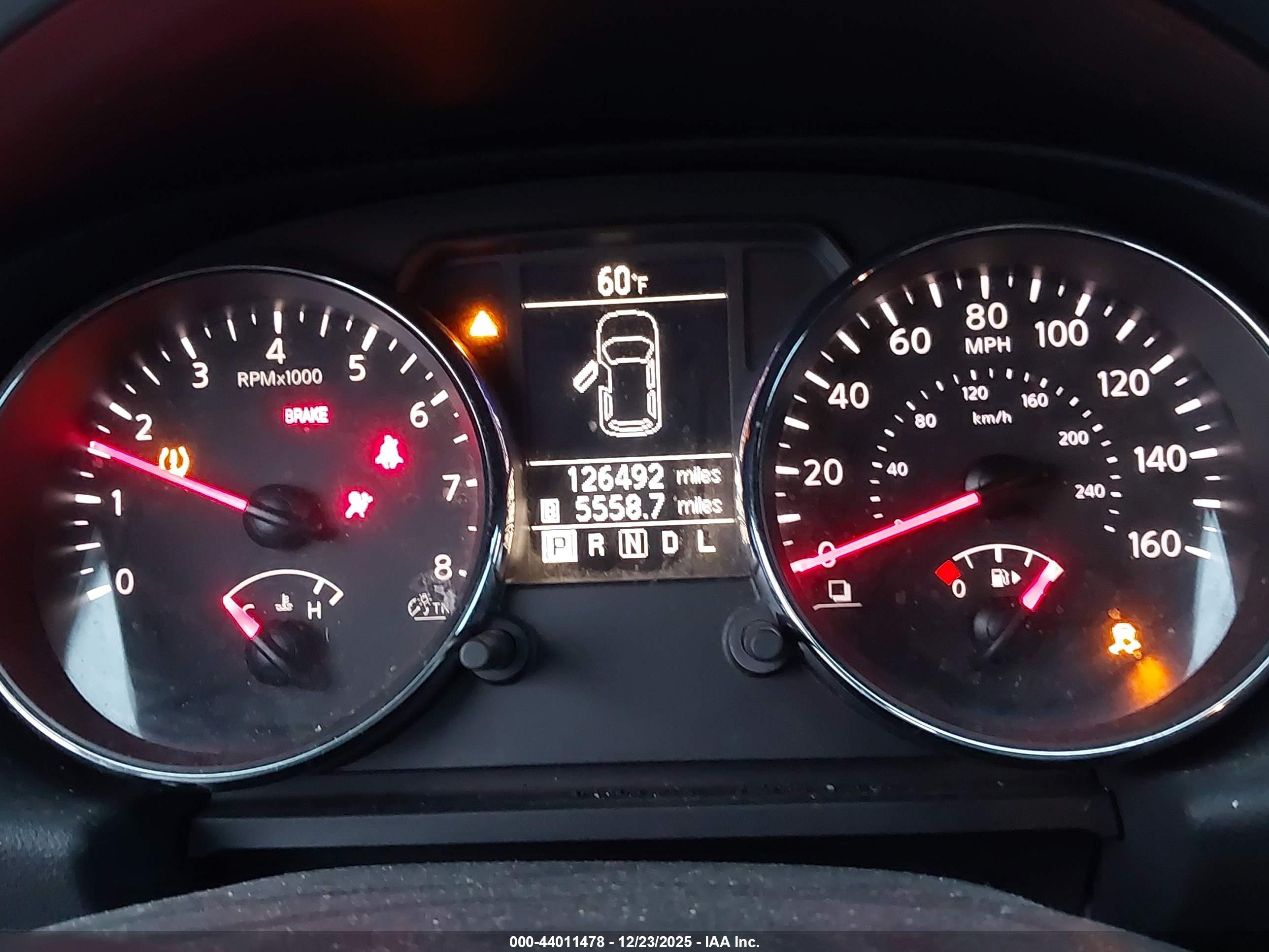 NISSAN ROGUE image 7
