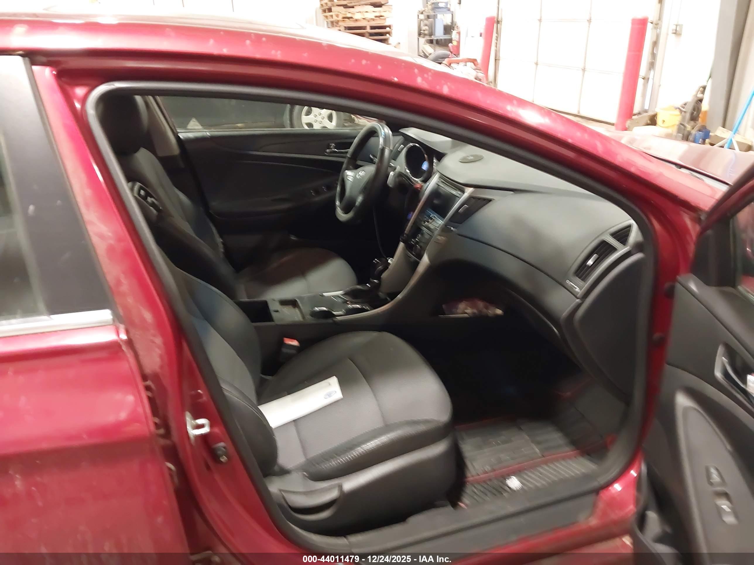 HYUNDAI SONATA image 5