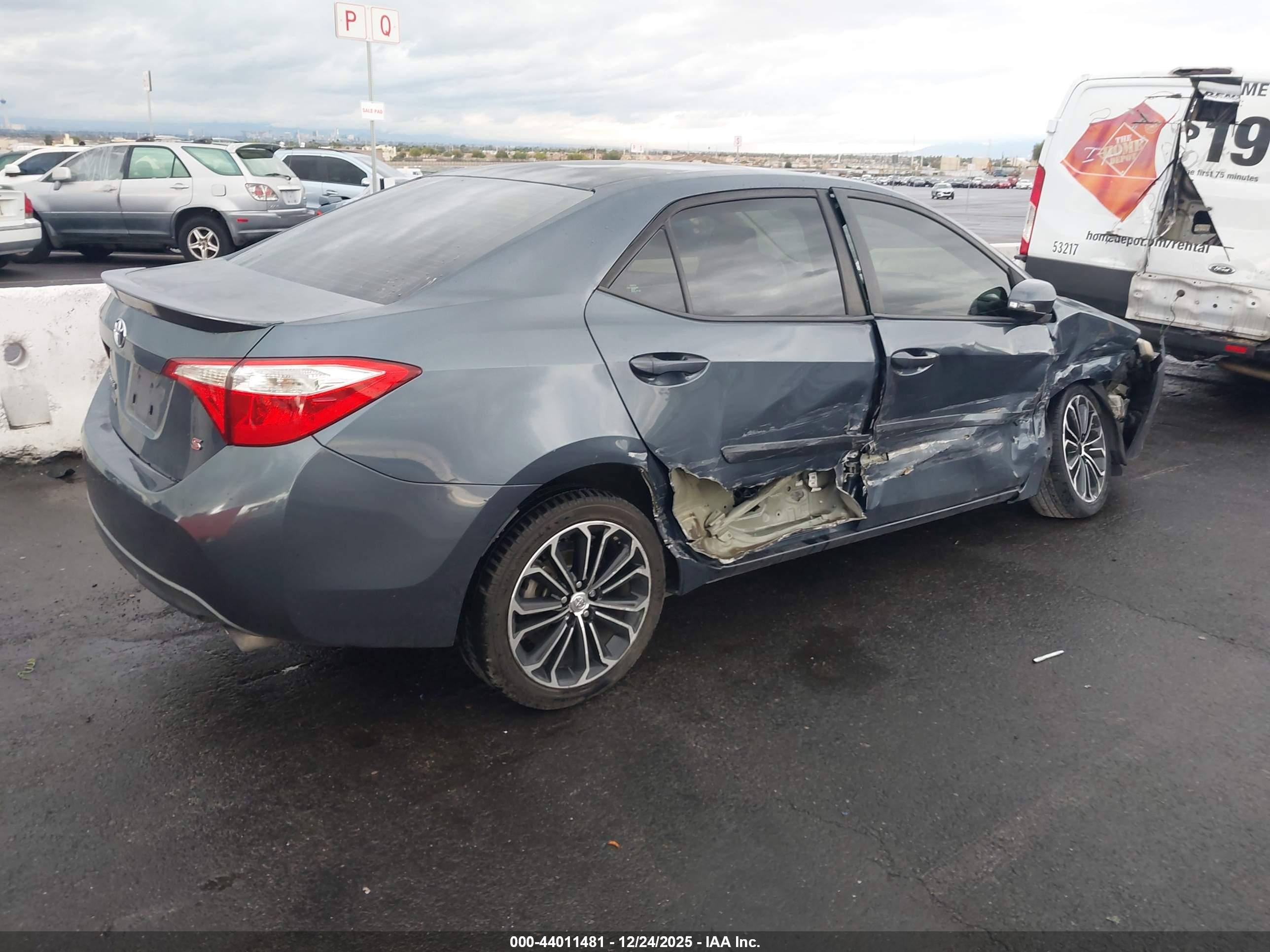 TOYOTA COROLLA image 4