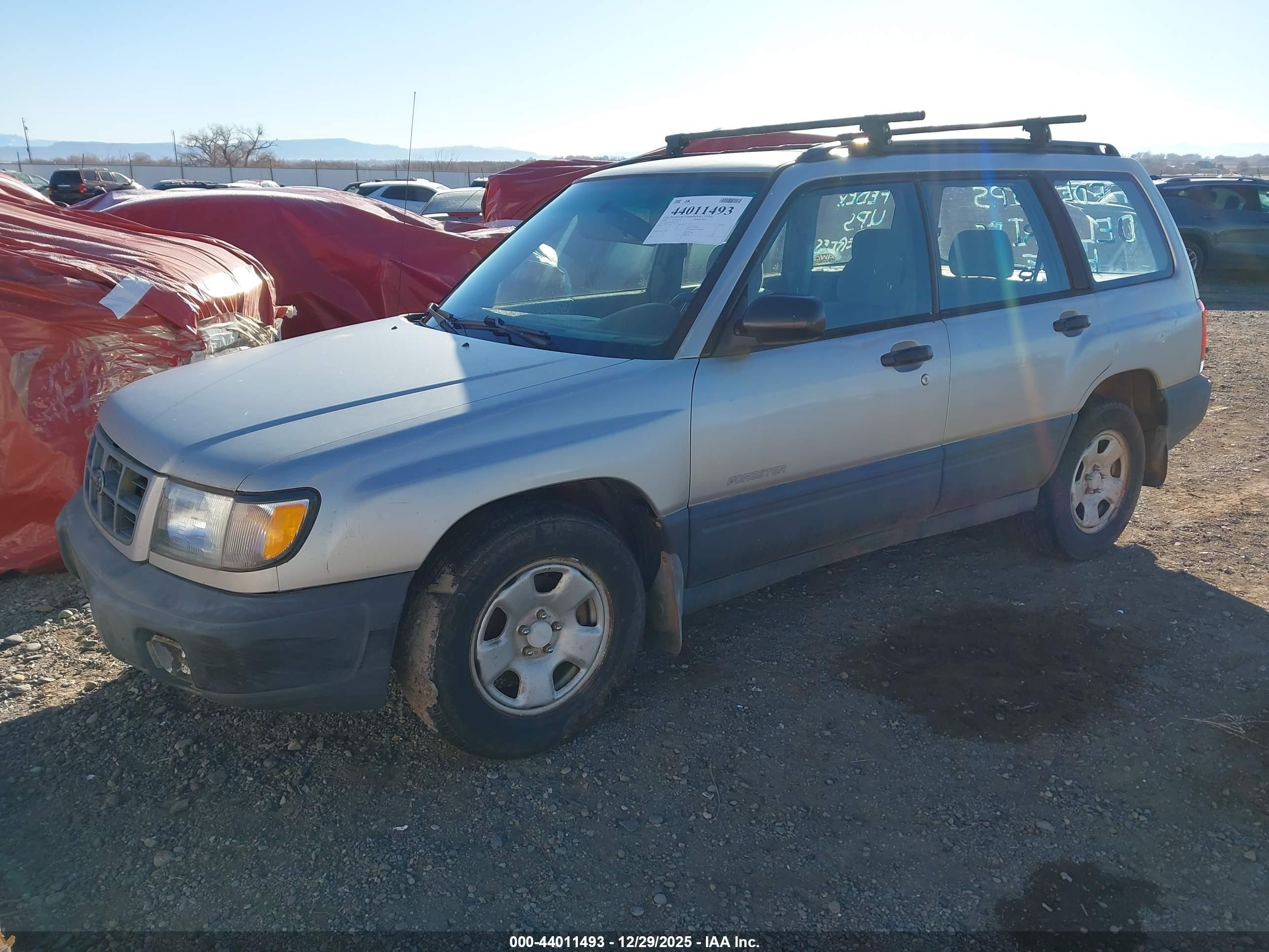 SUBARU FORESTER image 2