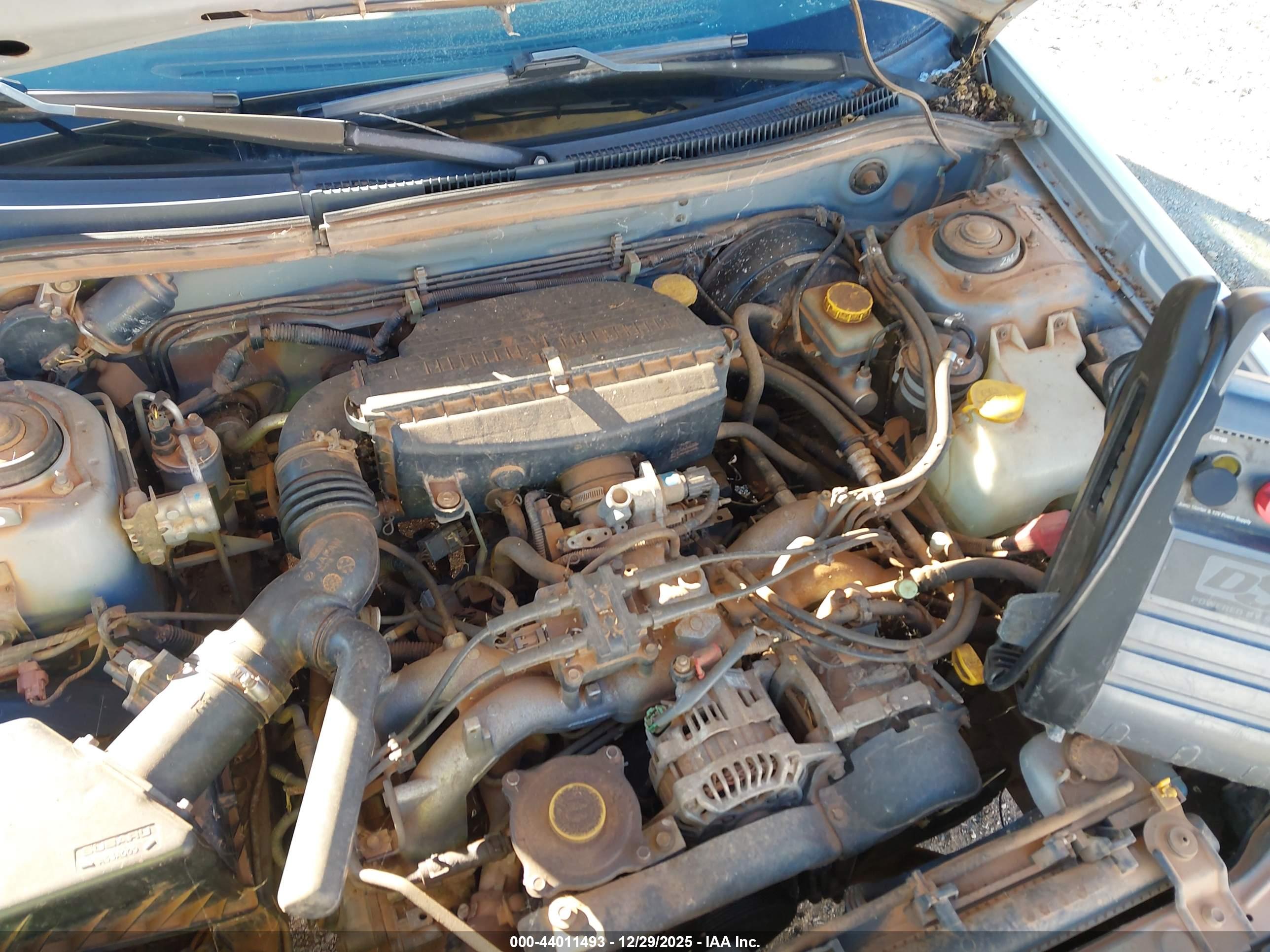 SUBARU FORESTER image 6
