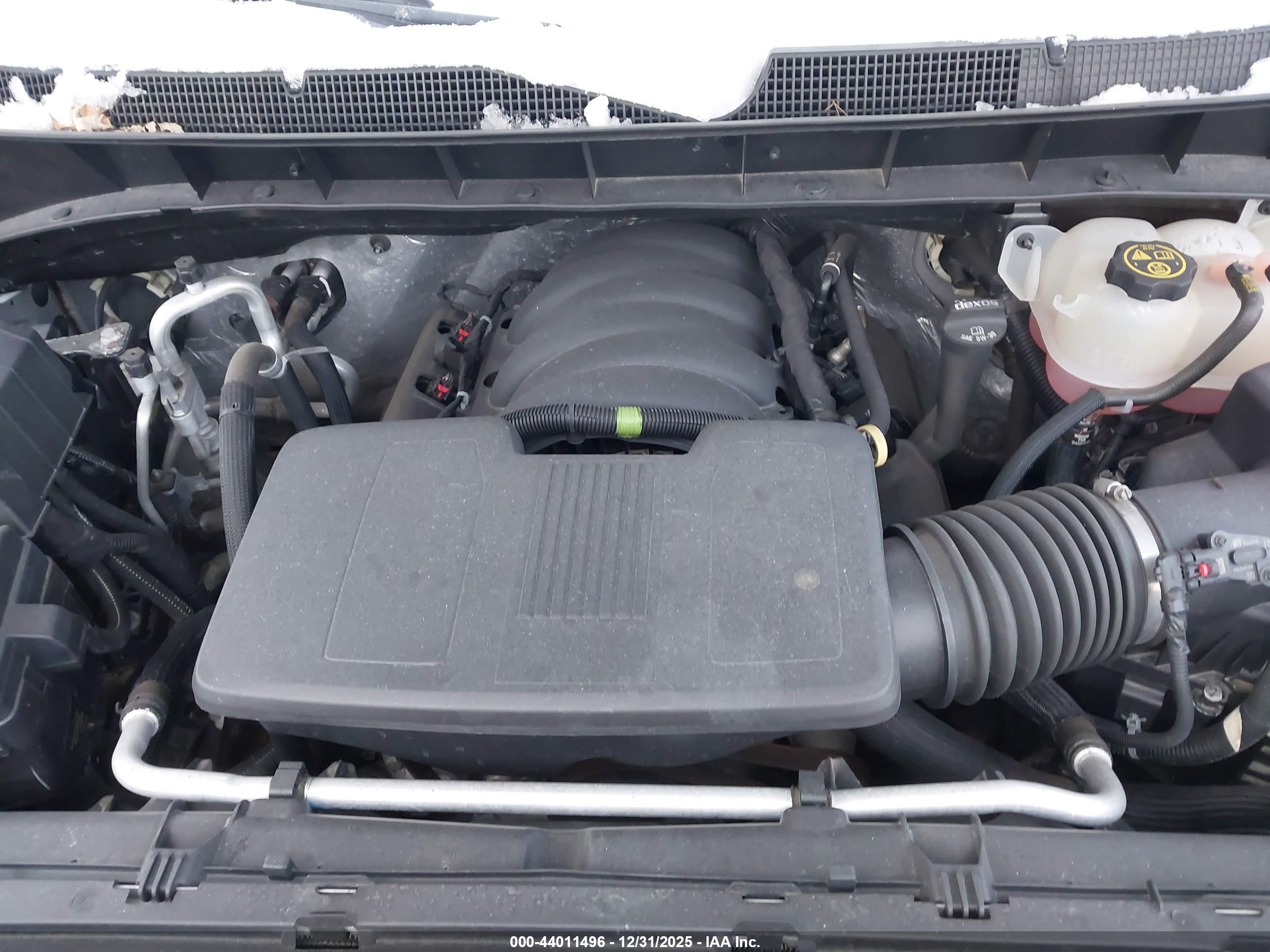 CHEVROLET SILVERADO image 10