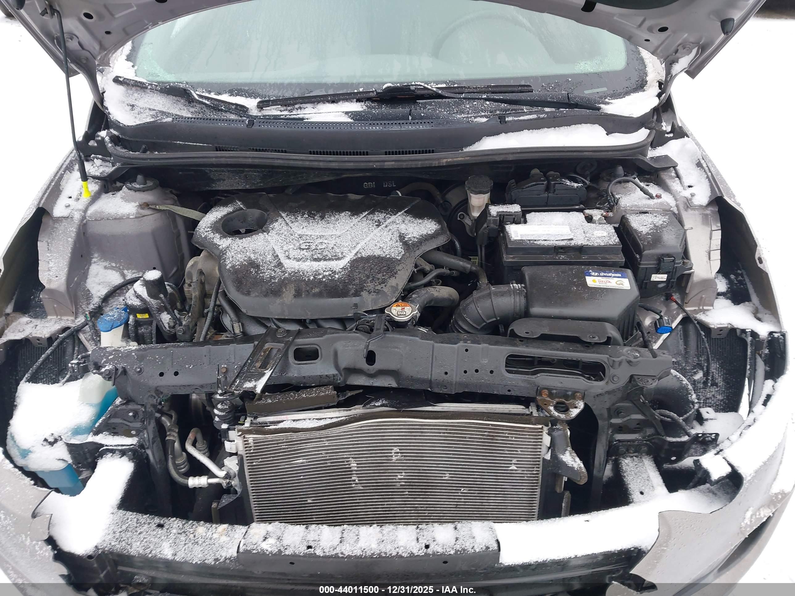HYUNDAI ACCENT image 10